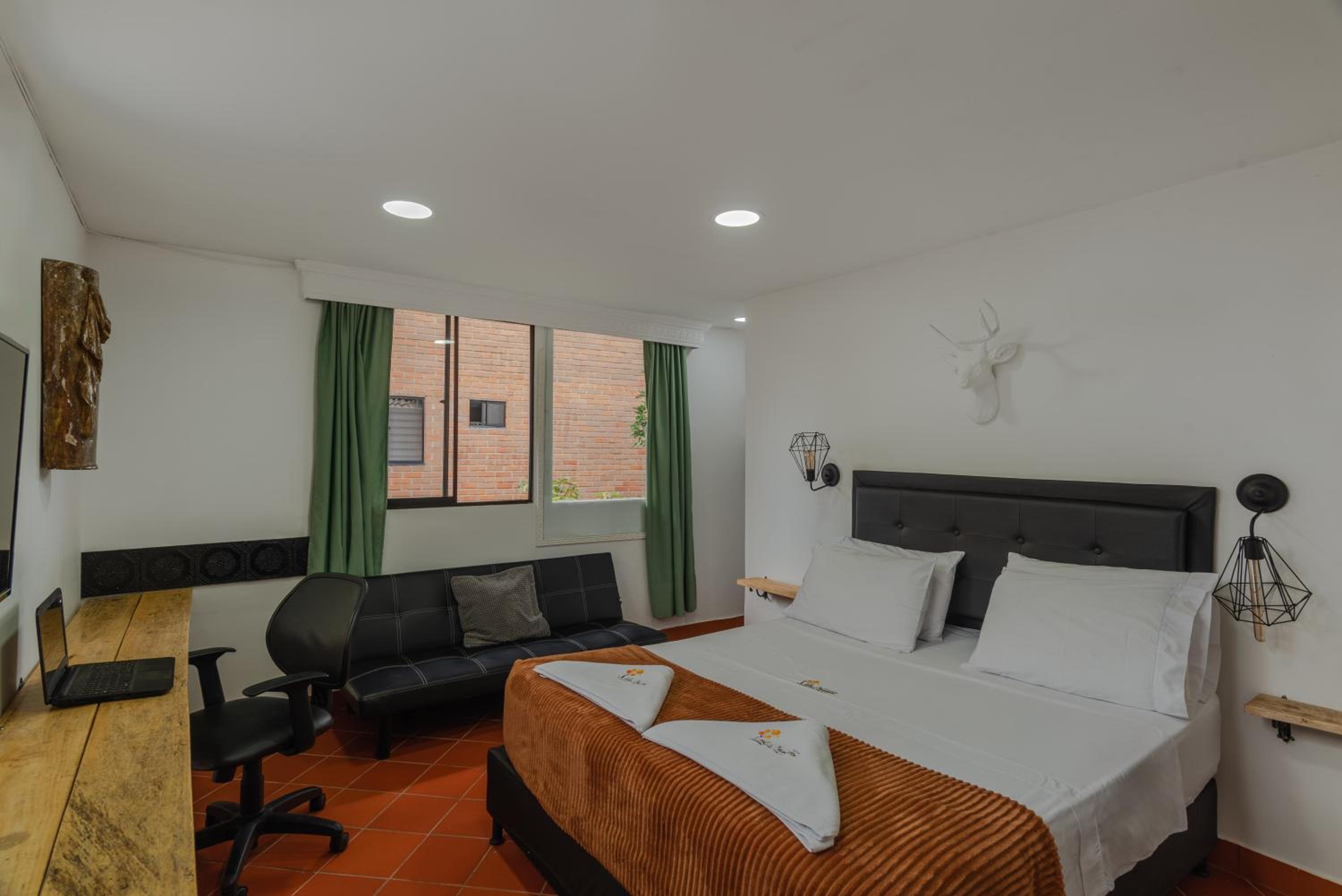 Comfort Triple Room with Shower