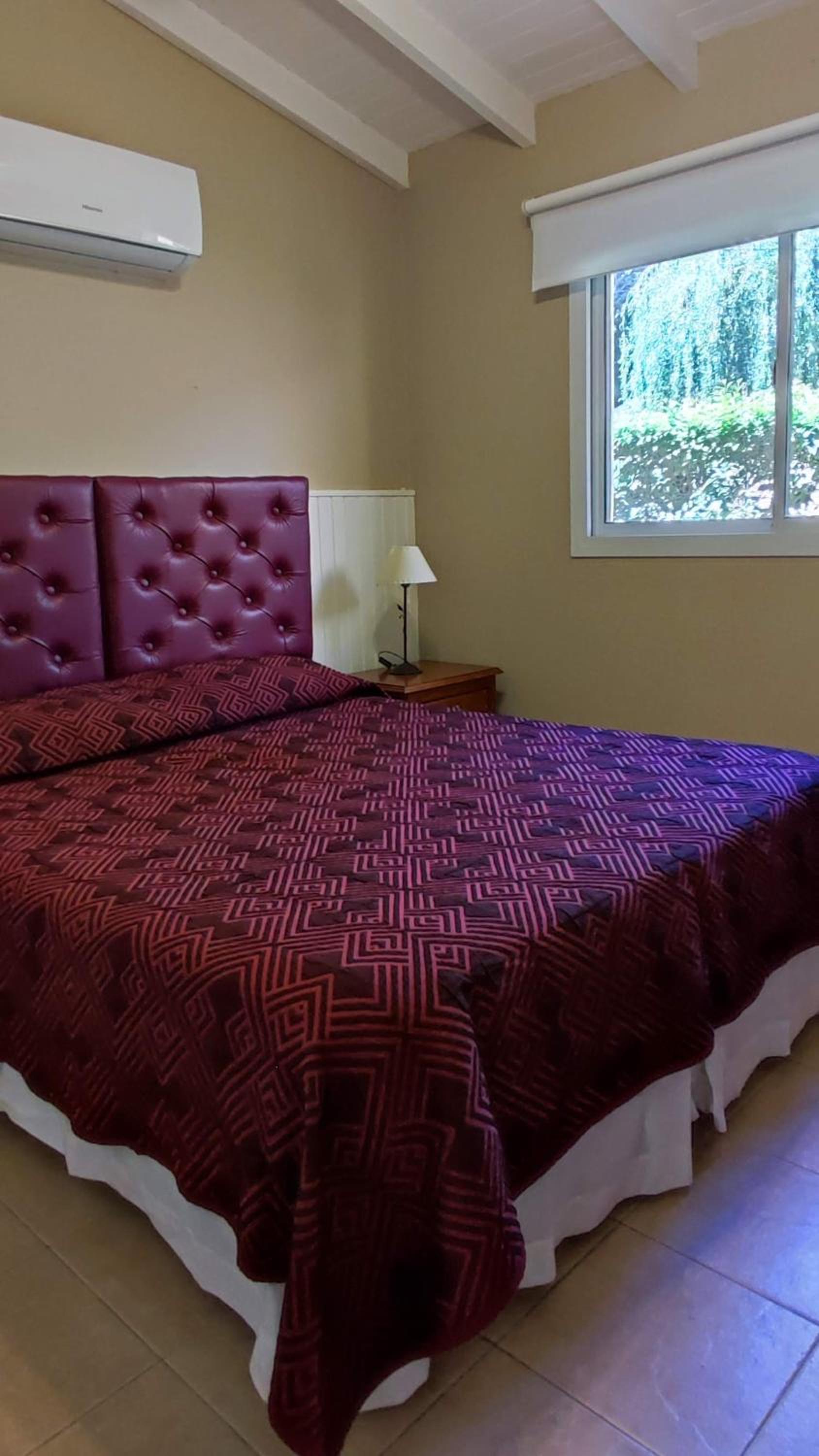 One-Bedroom Bungalow (2 Adults +1 child) photo 1