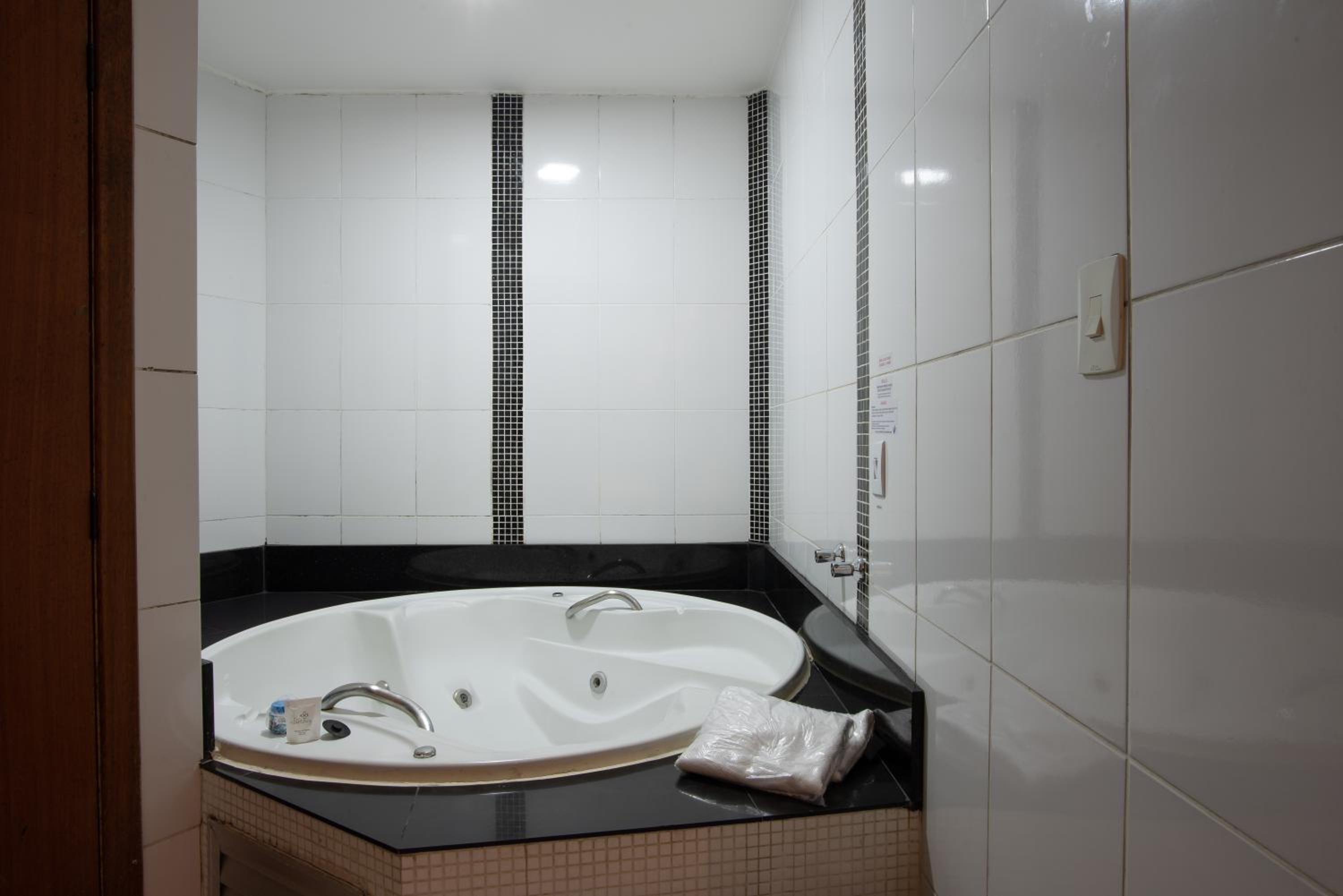 Luxury Double Room - Photo 25
