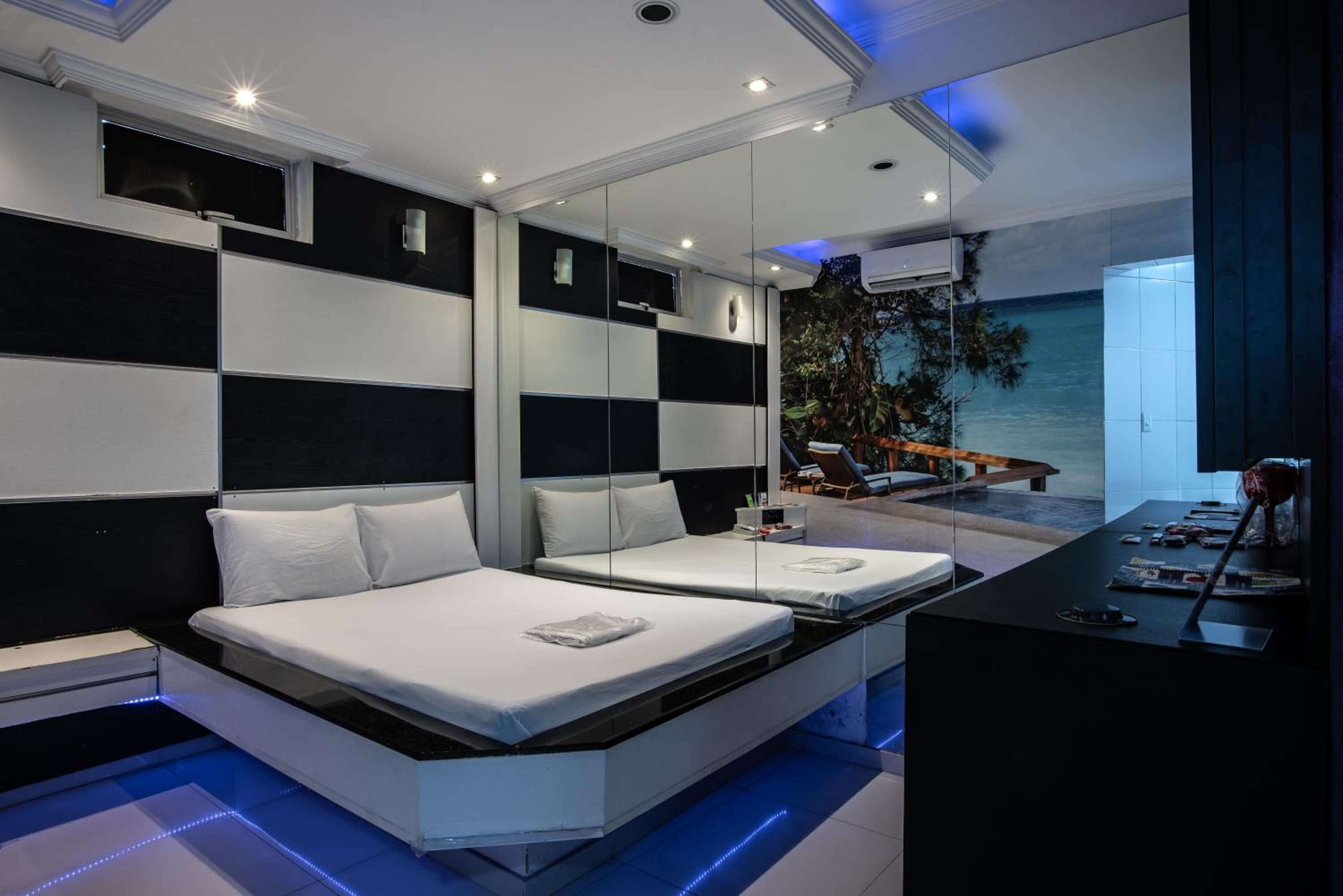 Luxury Double Room - Photo 16