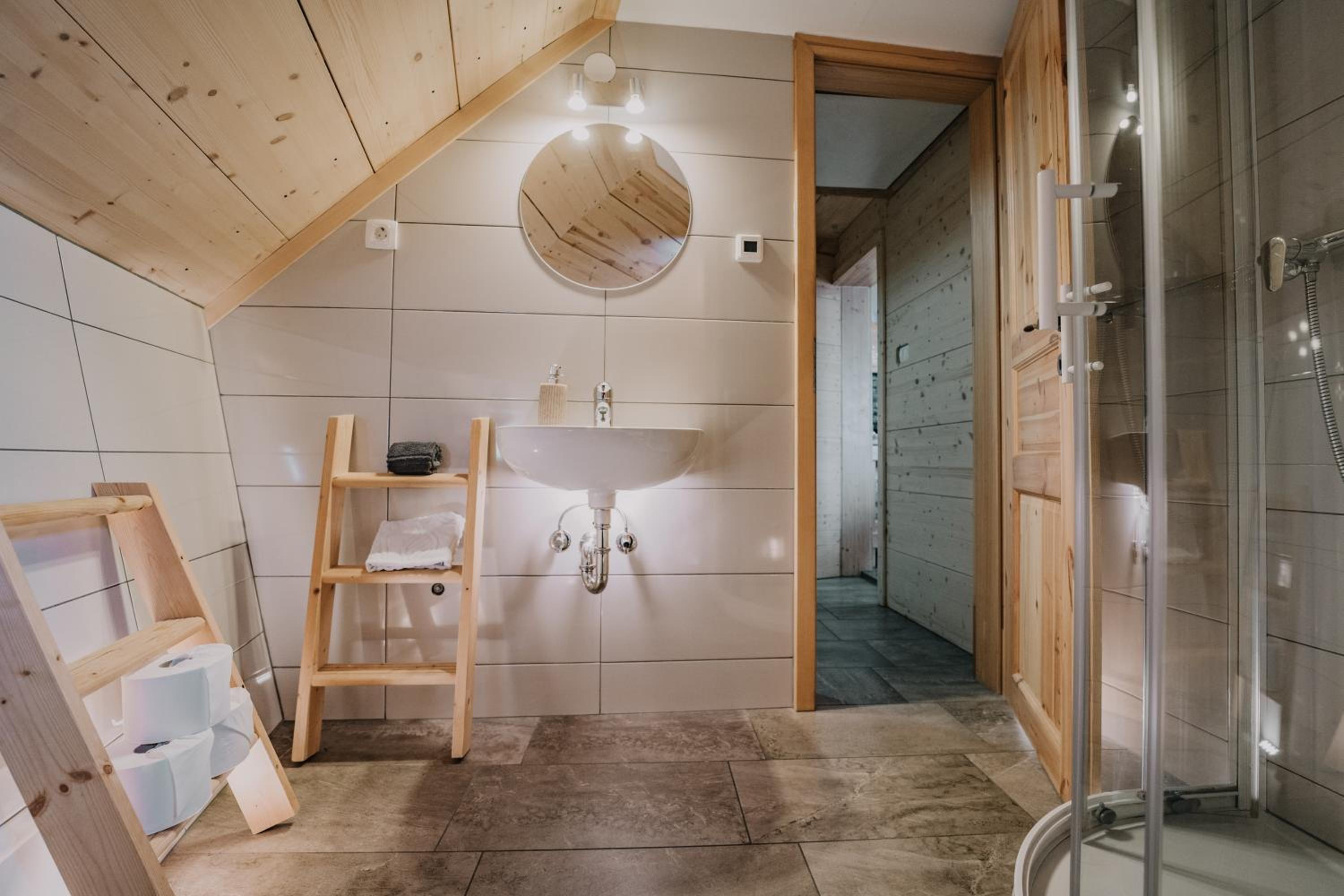 Two-Bedroom Chalet - Photo 43