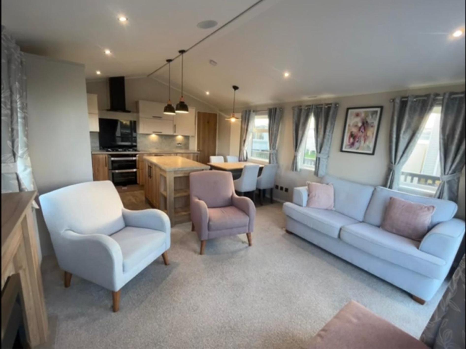 Two-Bedroom House photo 1