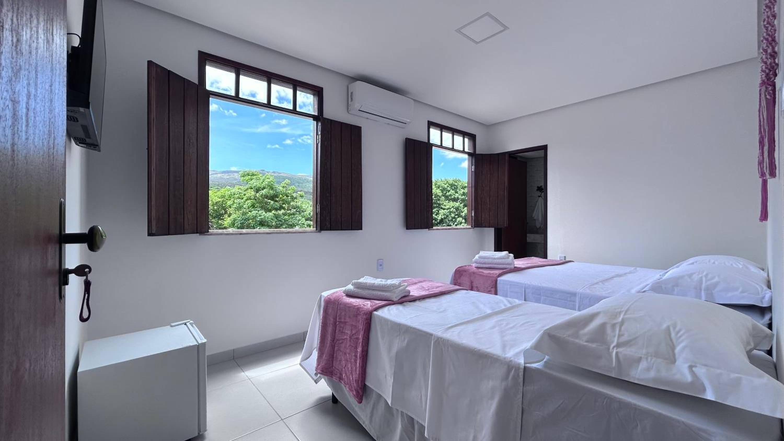 Suite with Mountain View photo 1