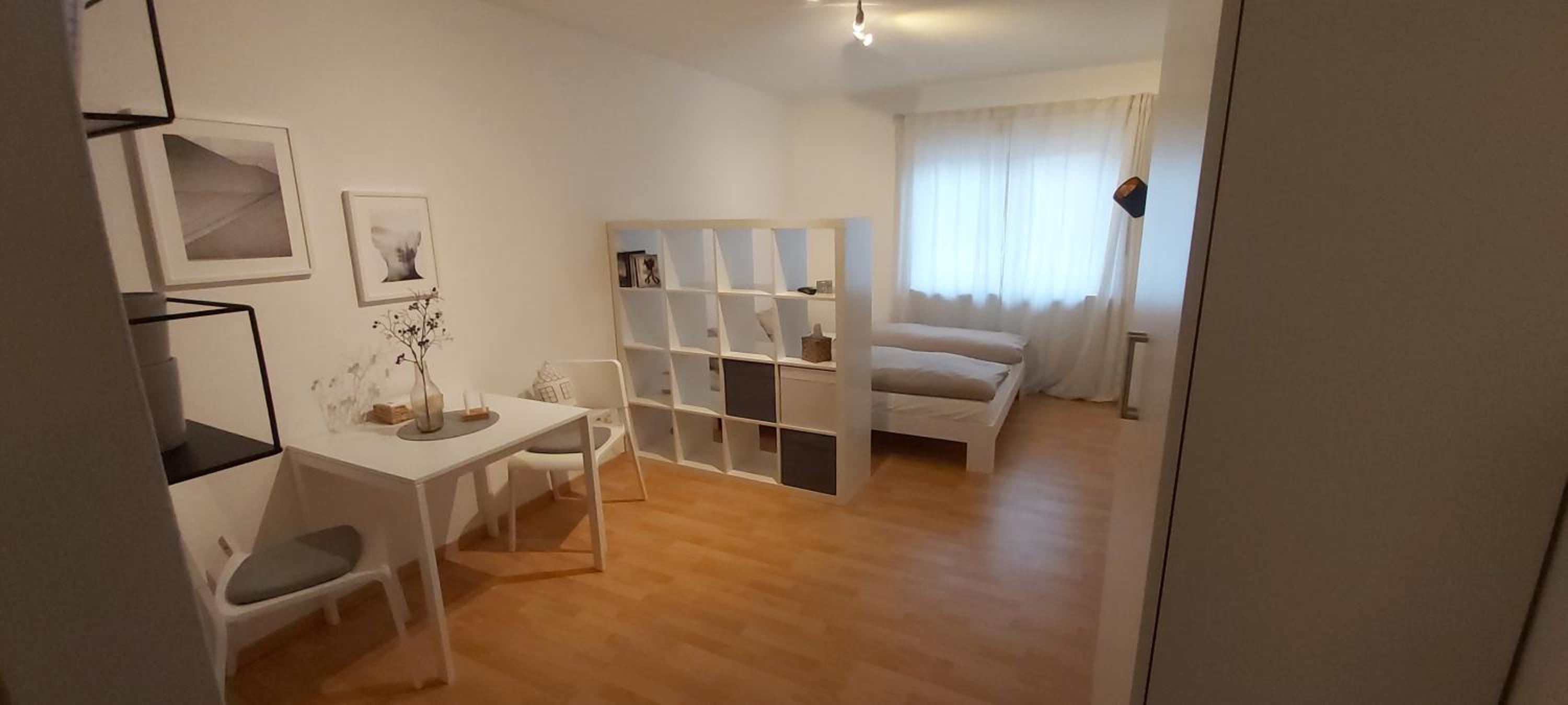 One-Bedroom Apartment photo 1