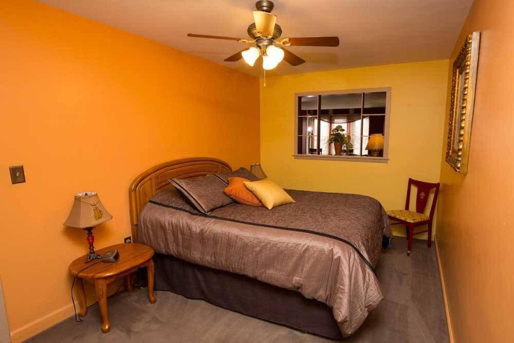 Two-Bedroom Apartment photo 3