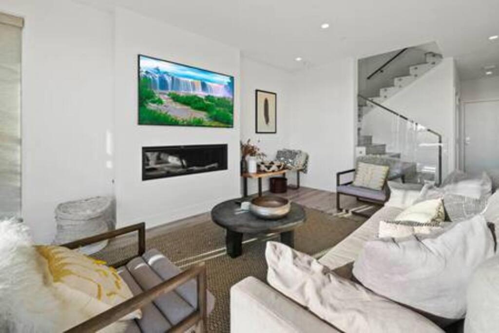 Four-Bedroom House photo 1