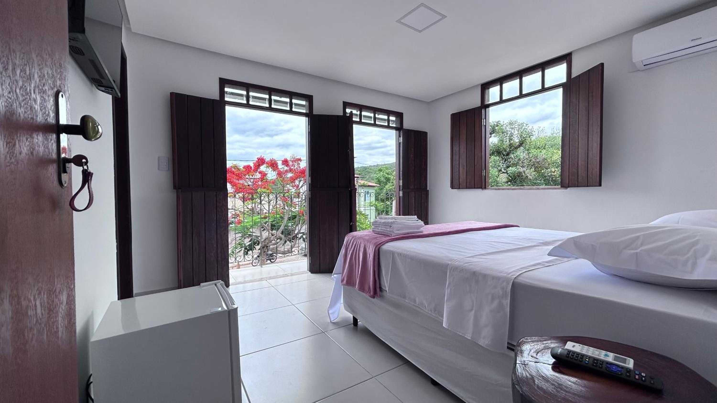 Suite with Balcony photo 1