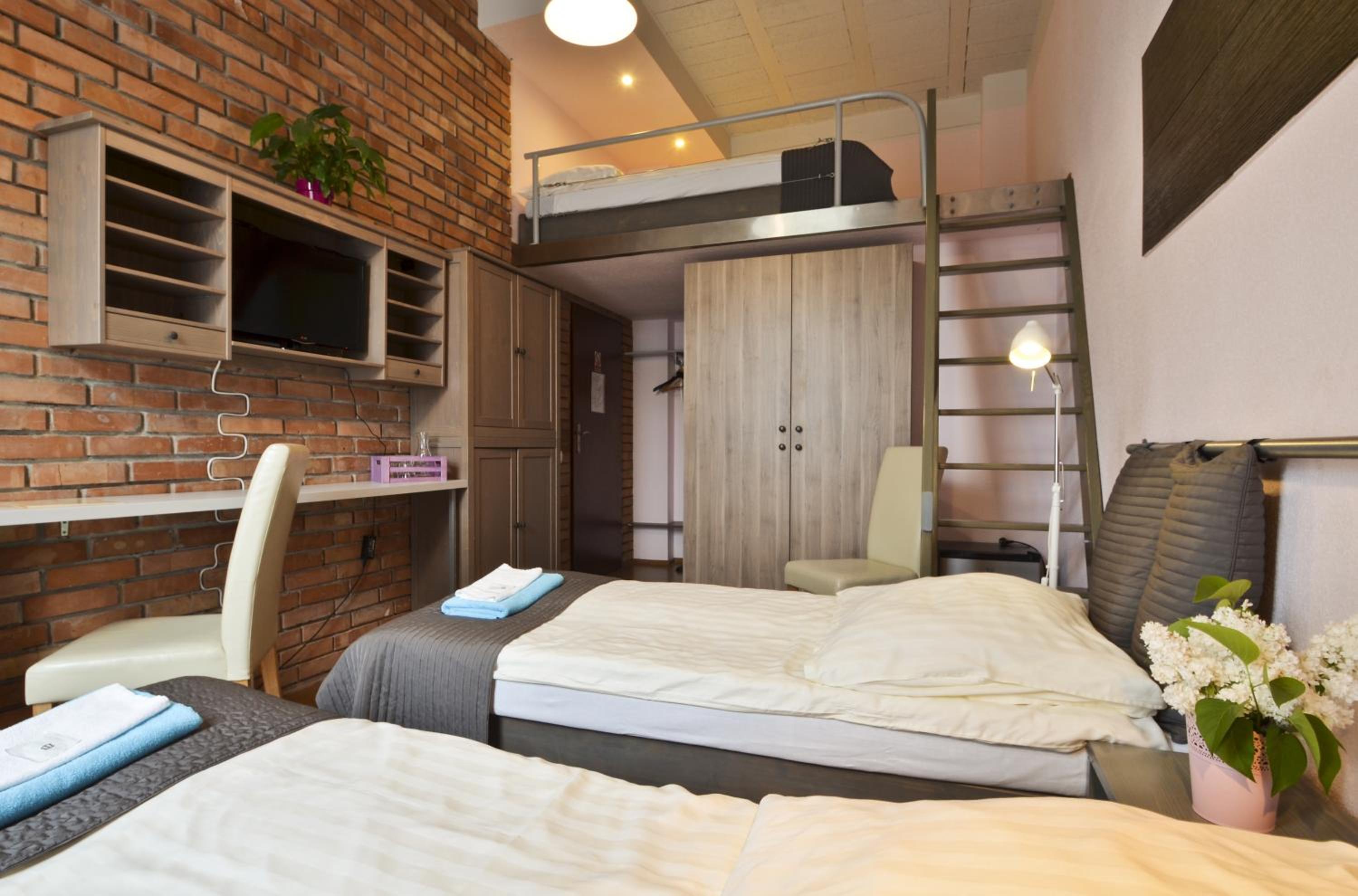 Apartment with Mezzanine - Photo 1