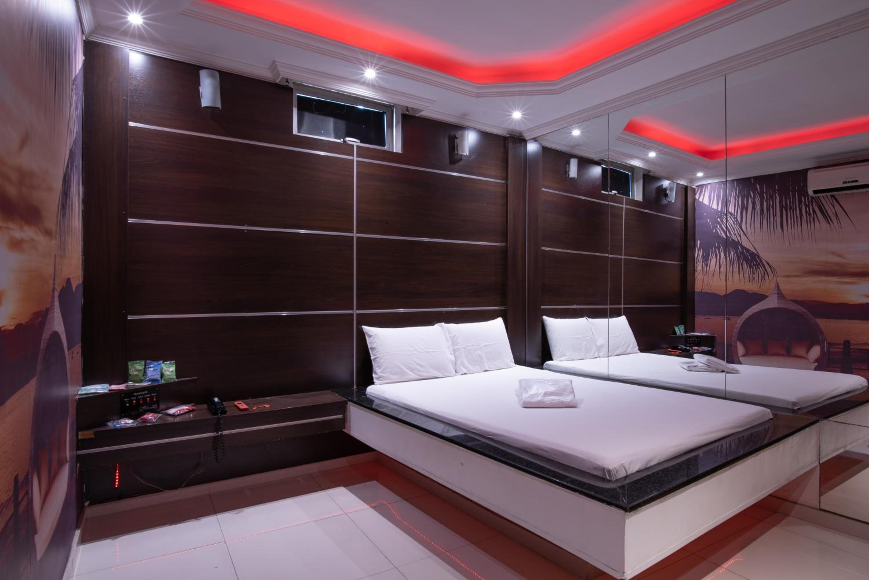 Classic Double Room - Photo 47