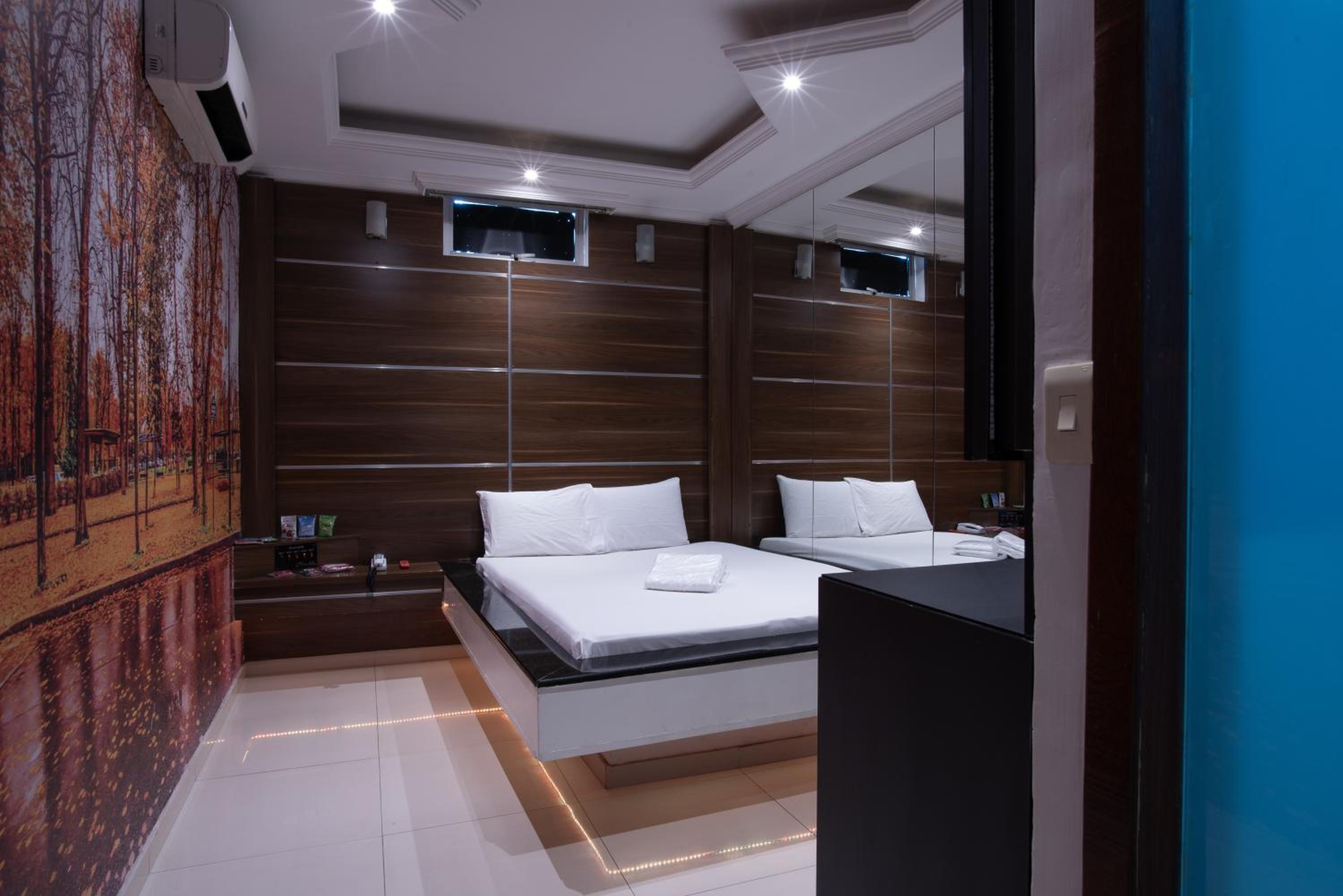 Classic Double Room - Photo 39