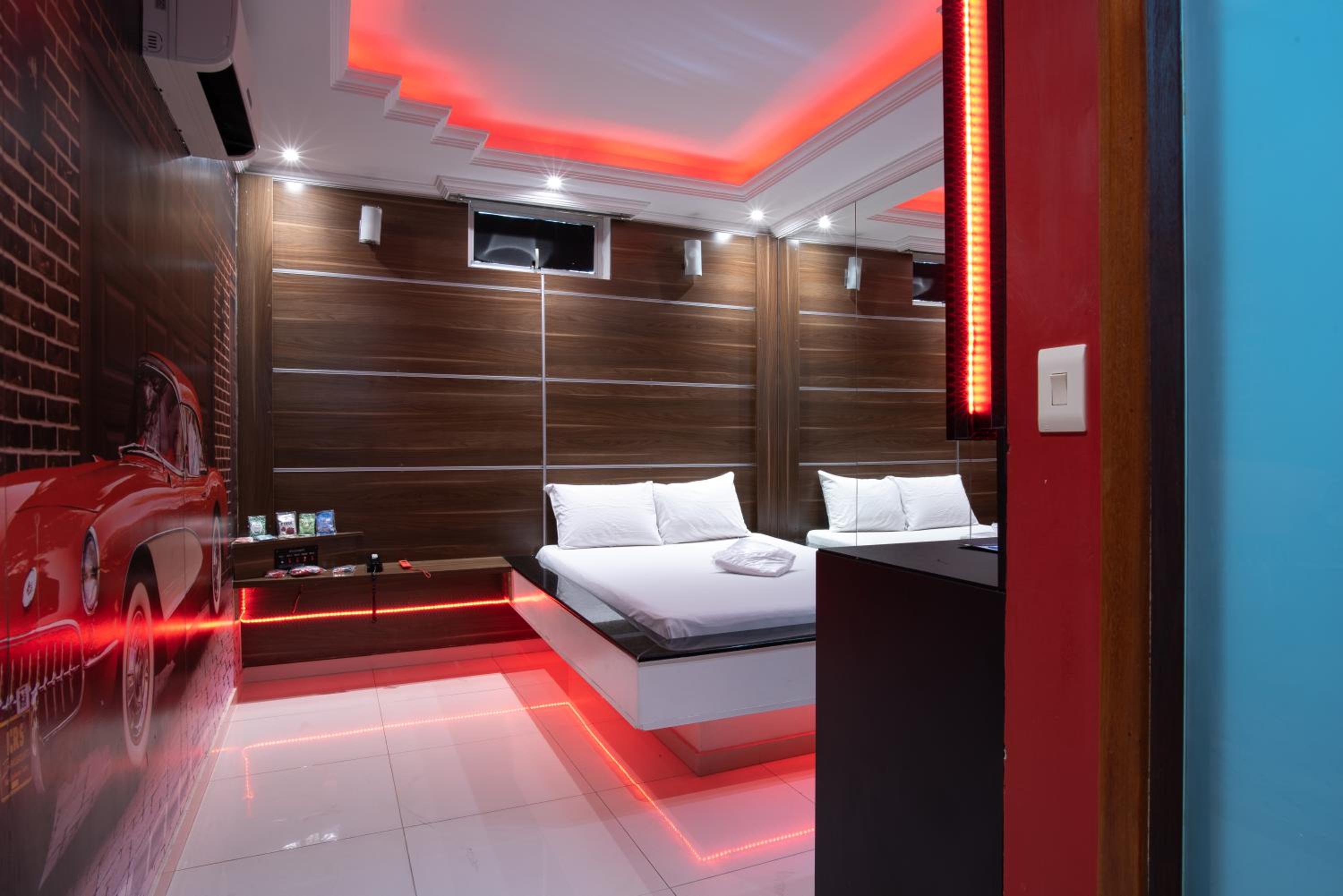 Classic Double Room - Photo 26