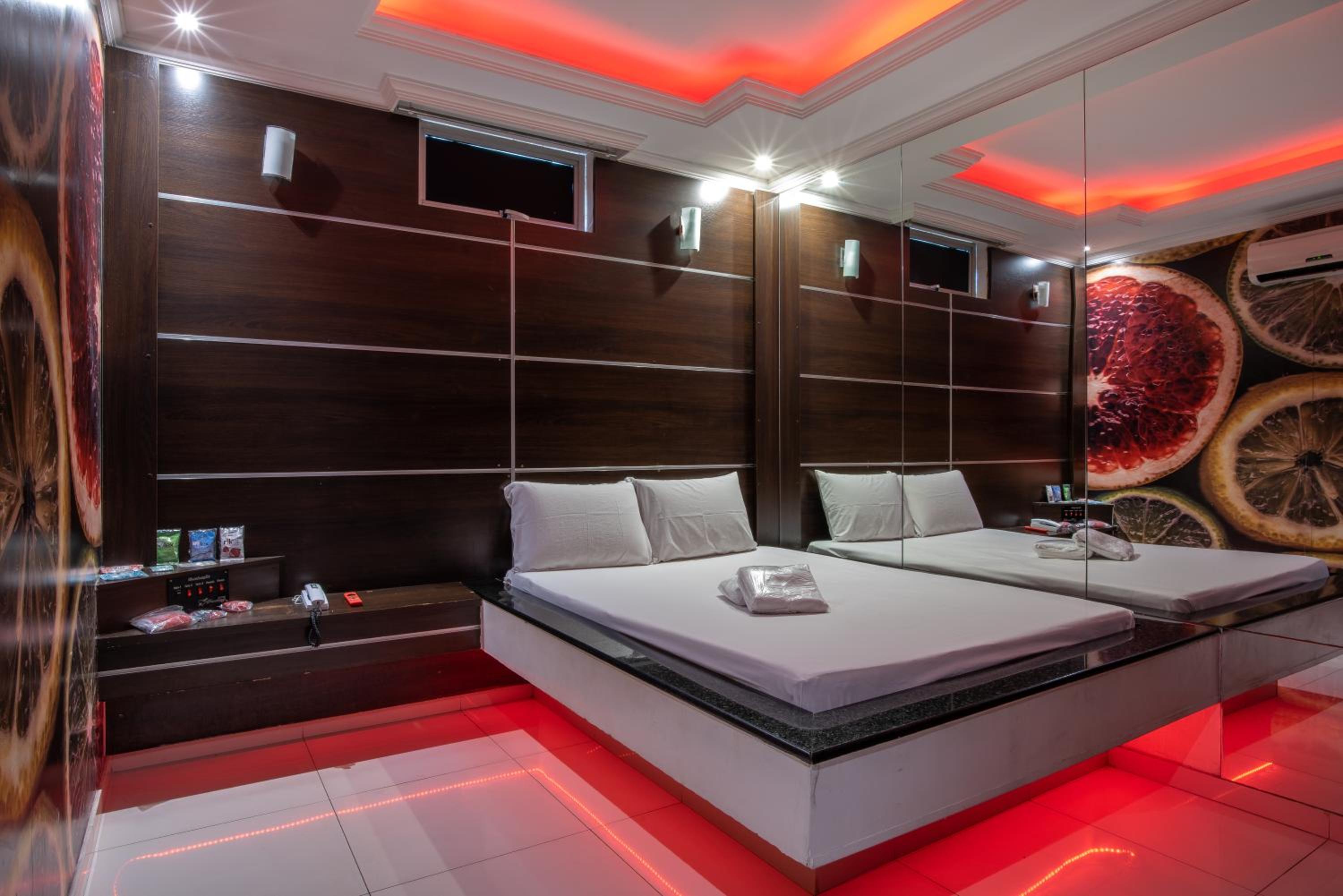 Classic Double Room - Photo 7
