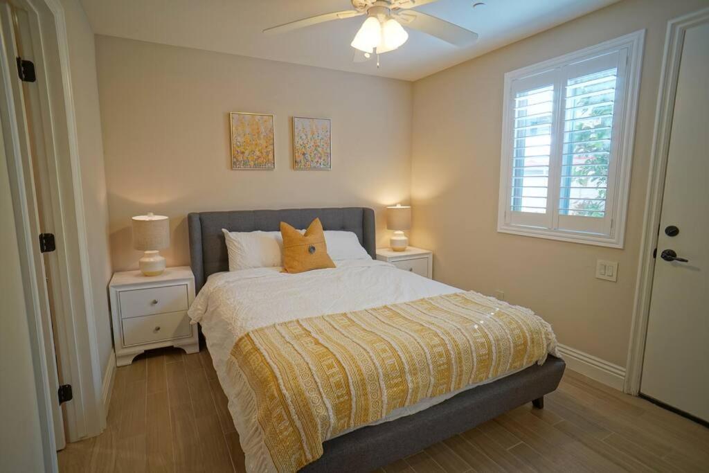 Five-Bedroom House photo 1