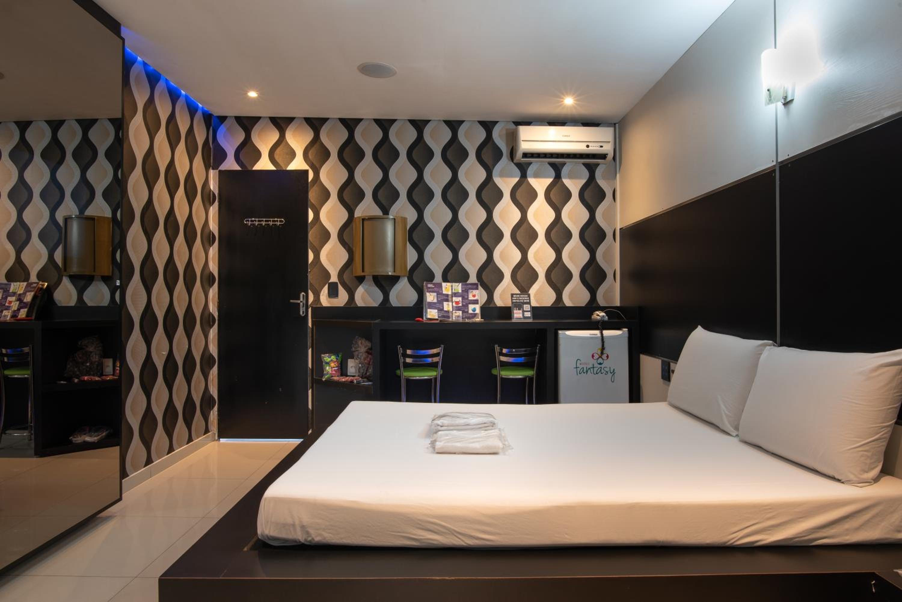 Superior Suite - Photo 3