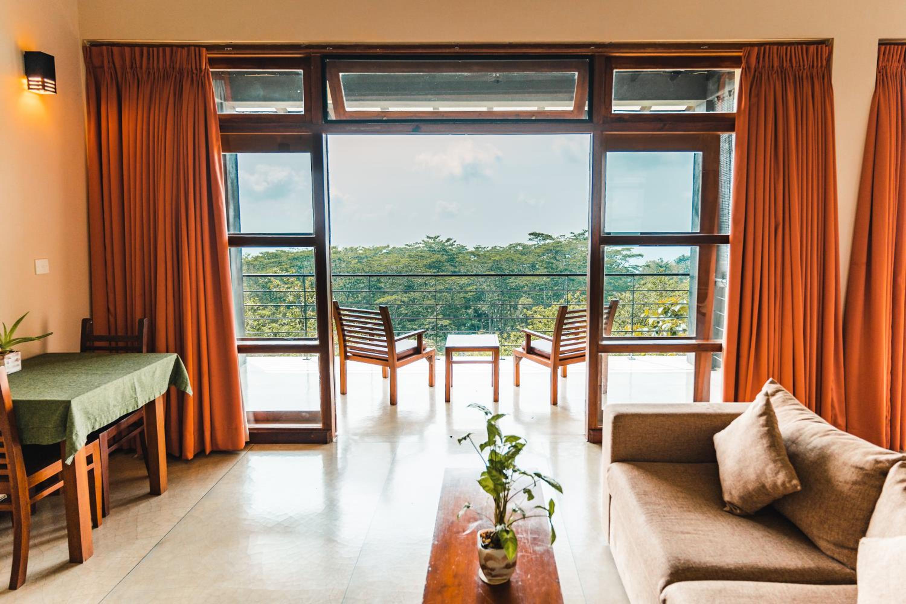 Suite with Mountain View photo 3