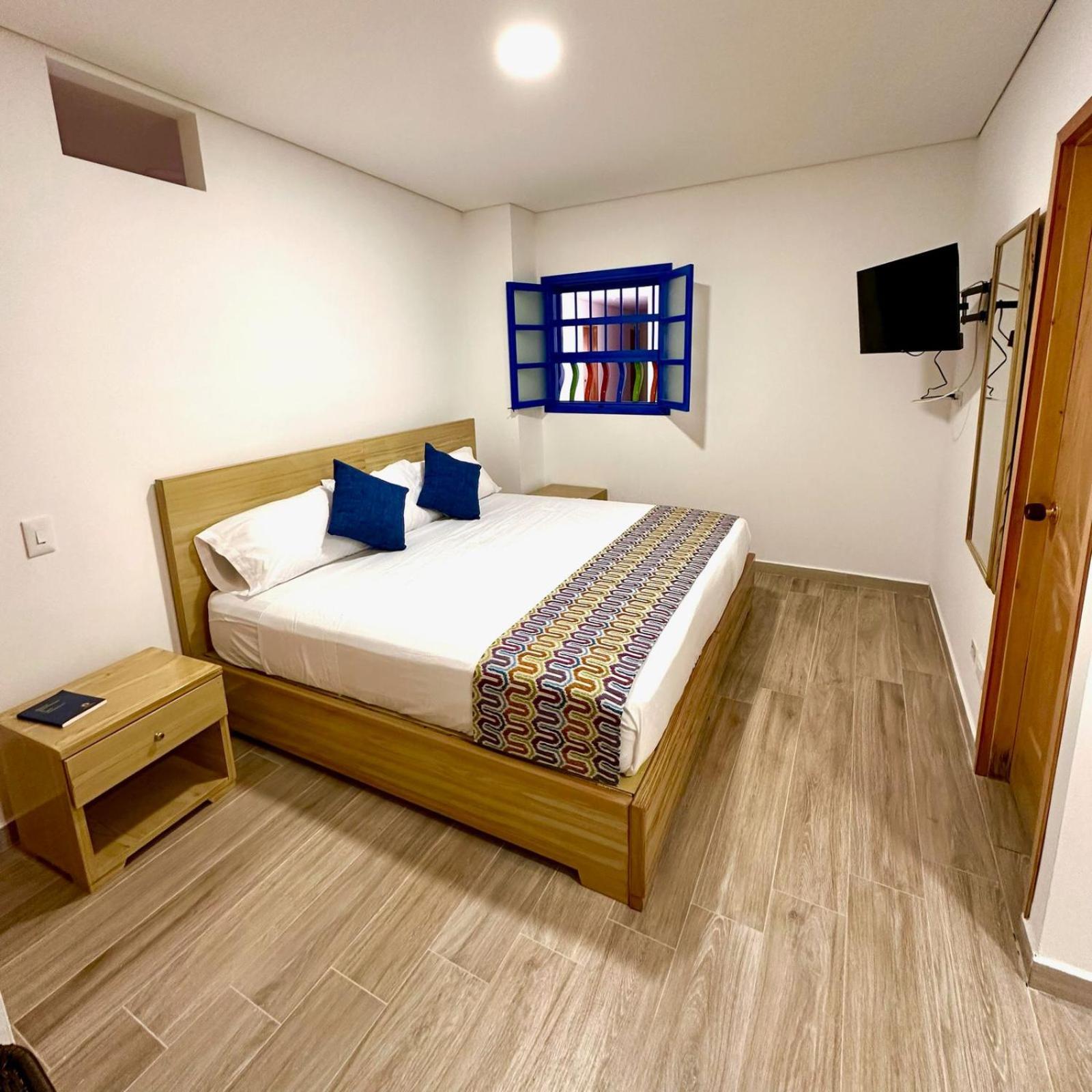 Economy Double Room photo 3