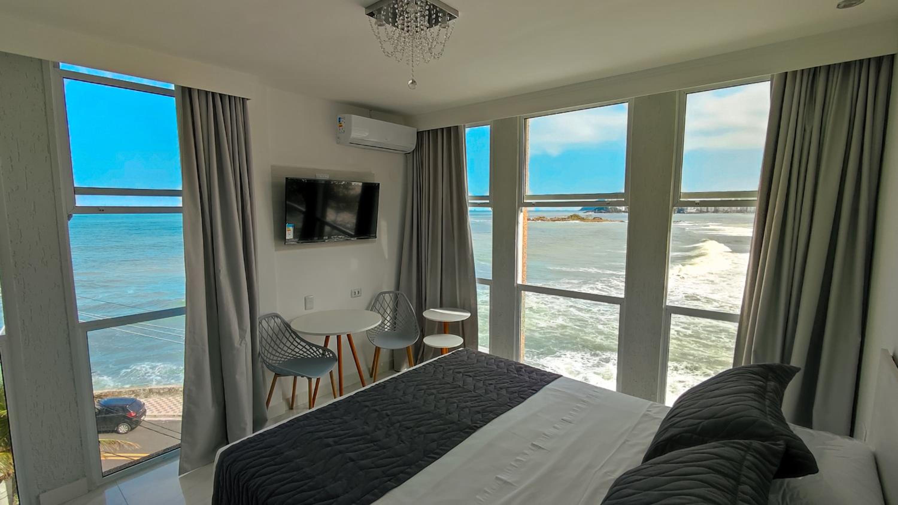 Deluxe Double Room with Sea View photo 3
