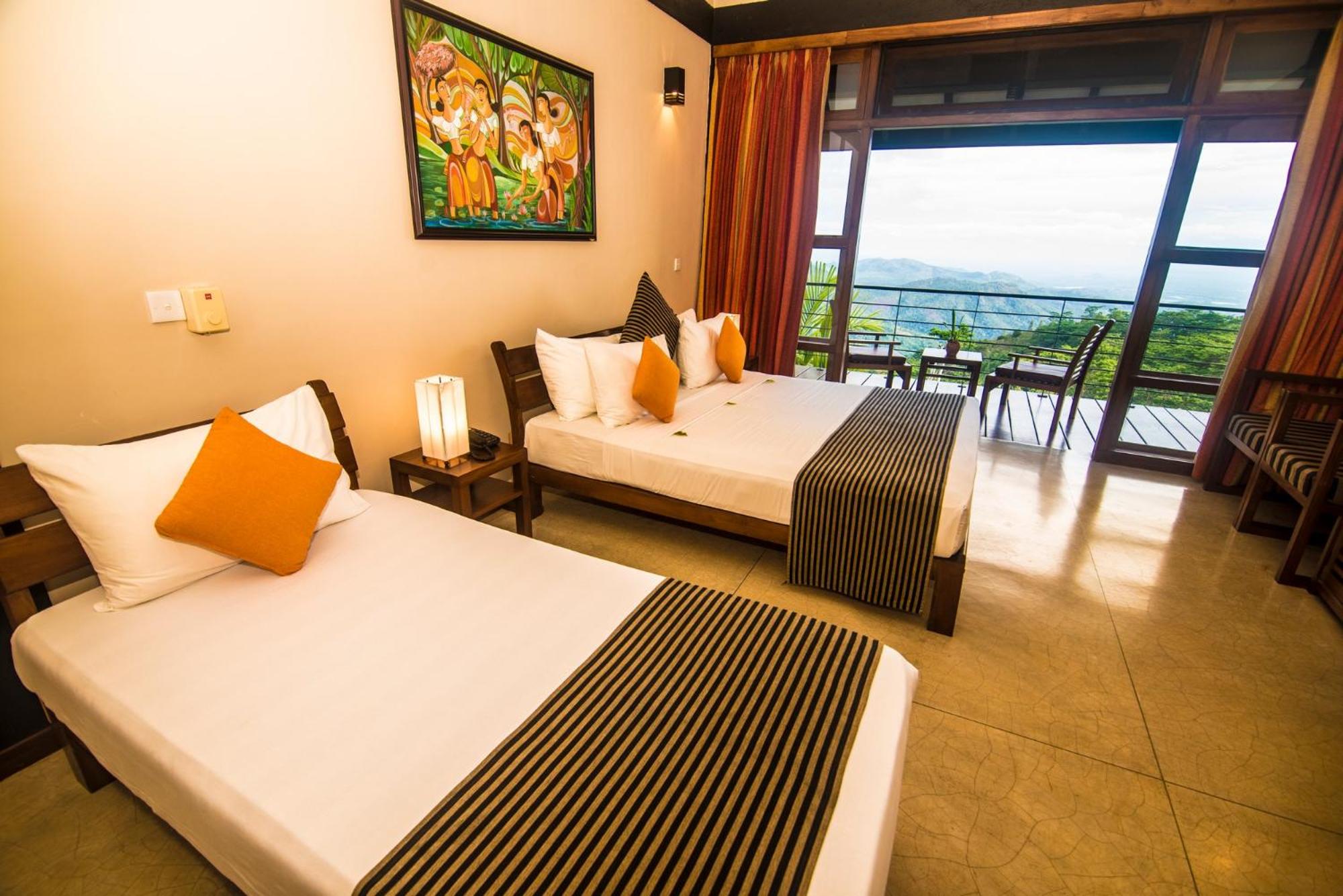 Deluxe Room with Mountain View photo 2
