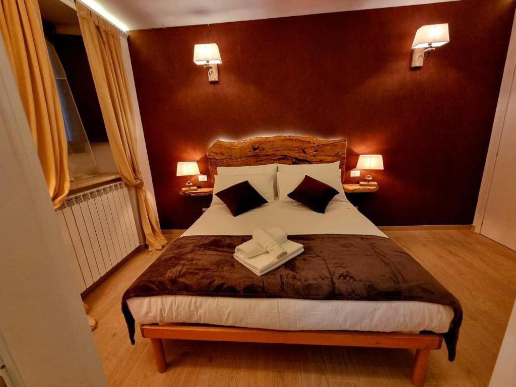 Large Double Room