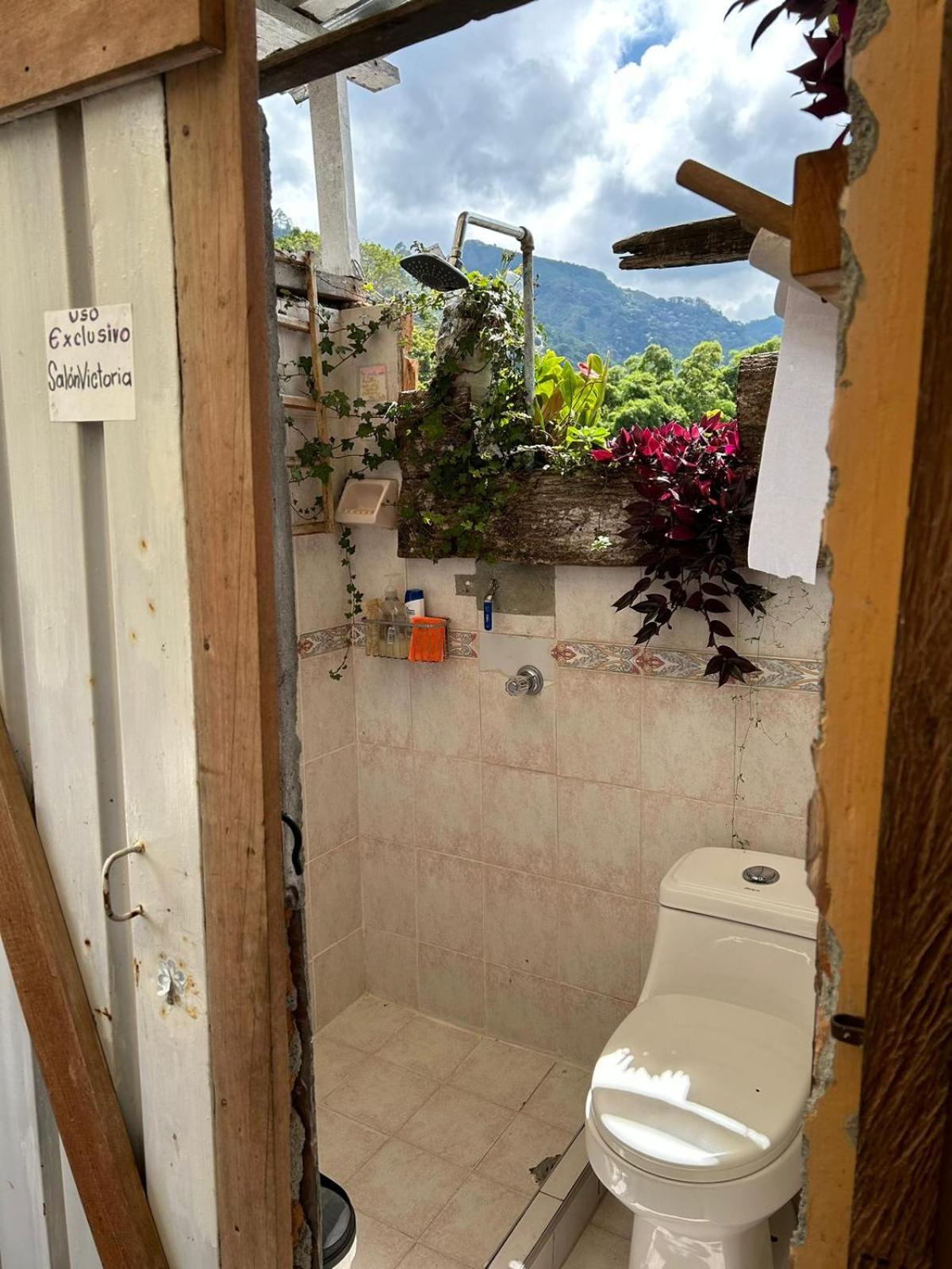 Double Room with Shared Bathroom photo 2