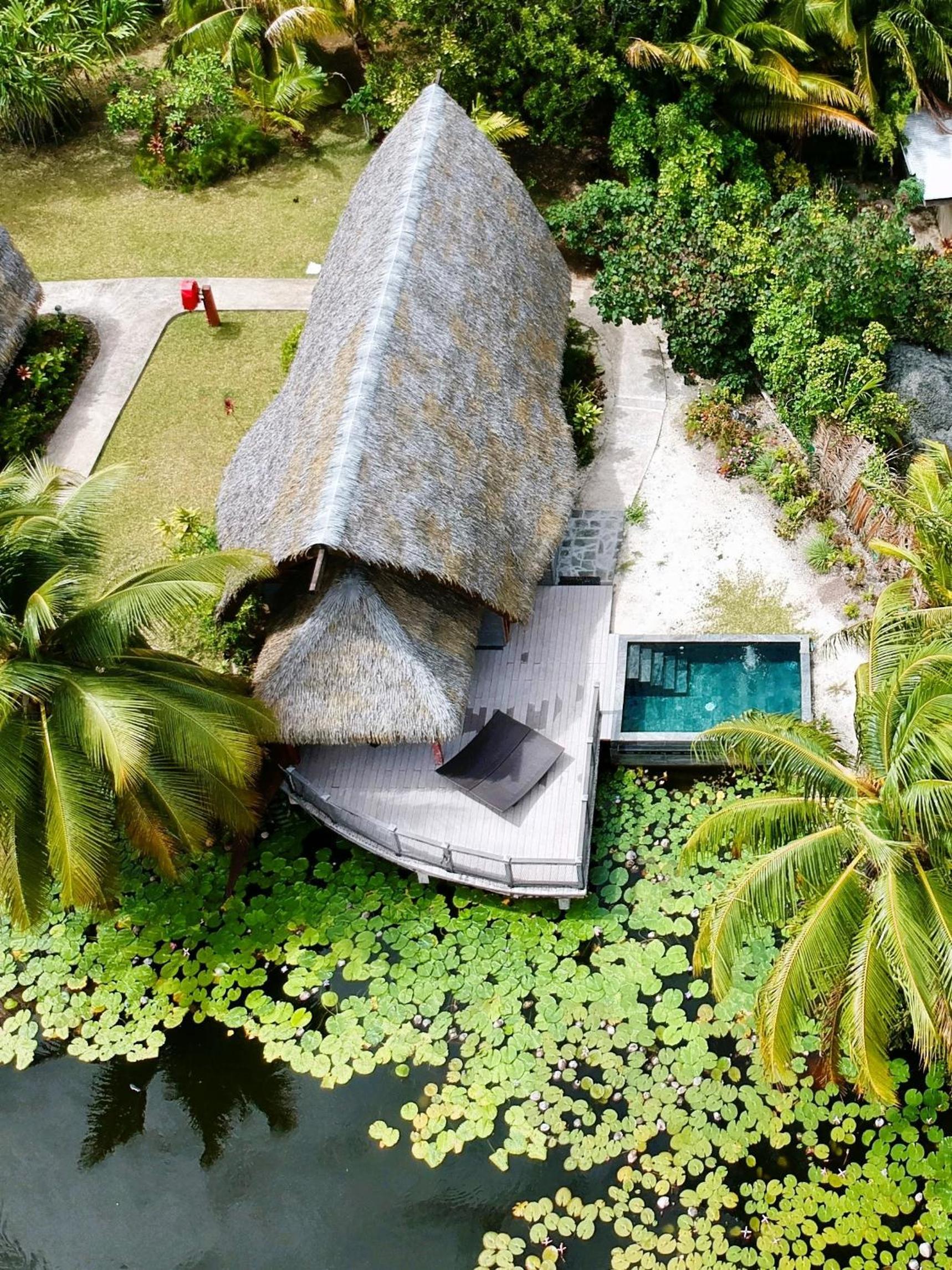 Premium Lake Bungalow with Pool