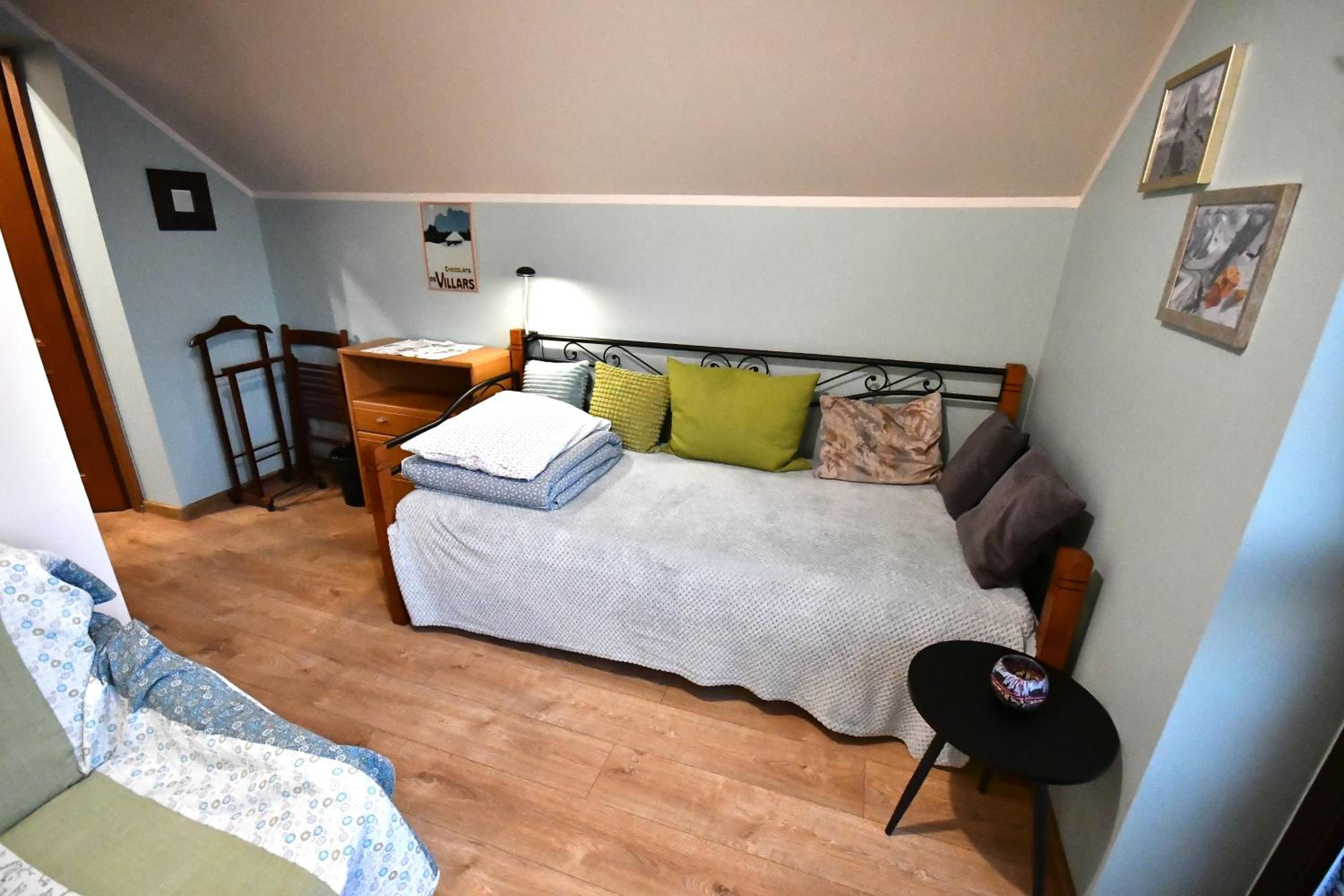 Triple Room with Private Bathroom photo 2