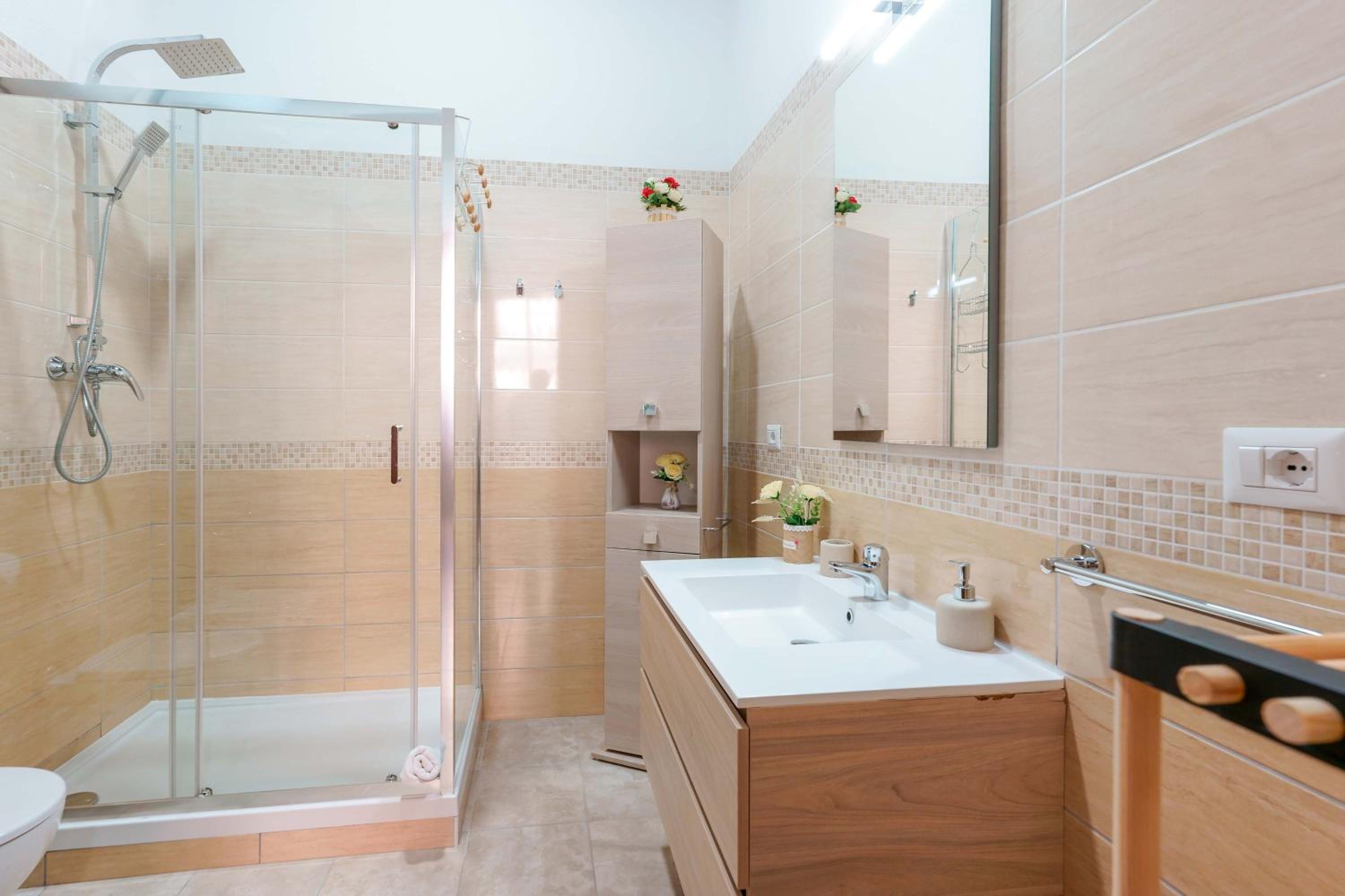 Deluxe Quadruple Room - Photo 6