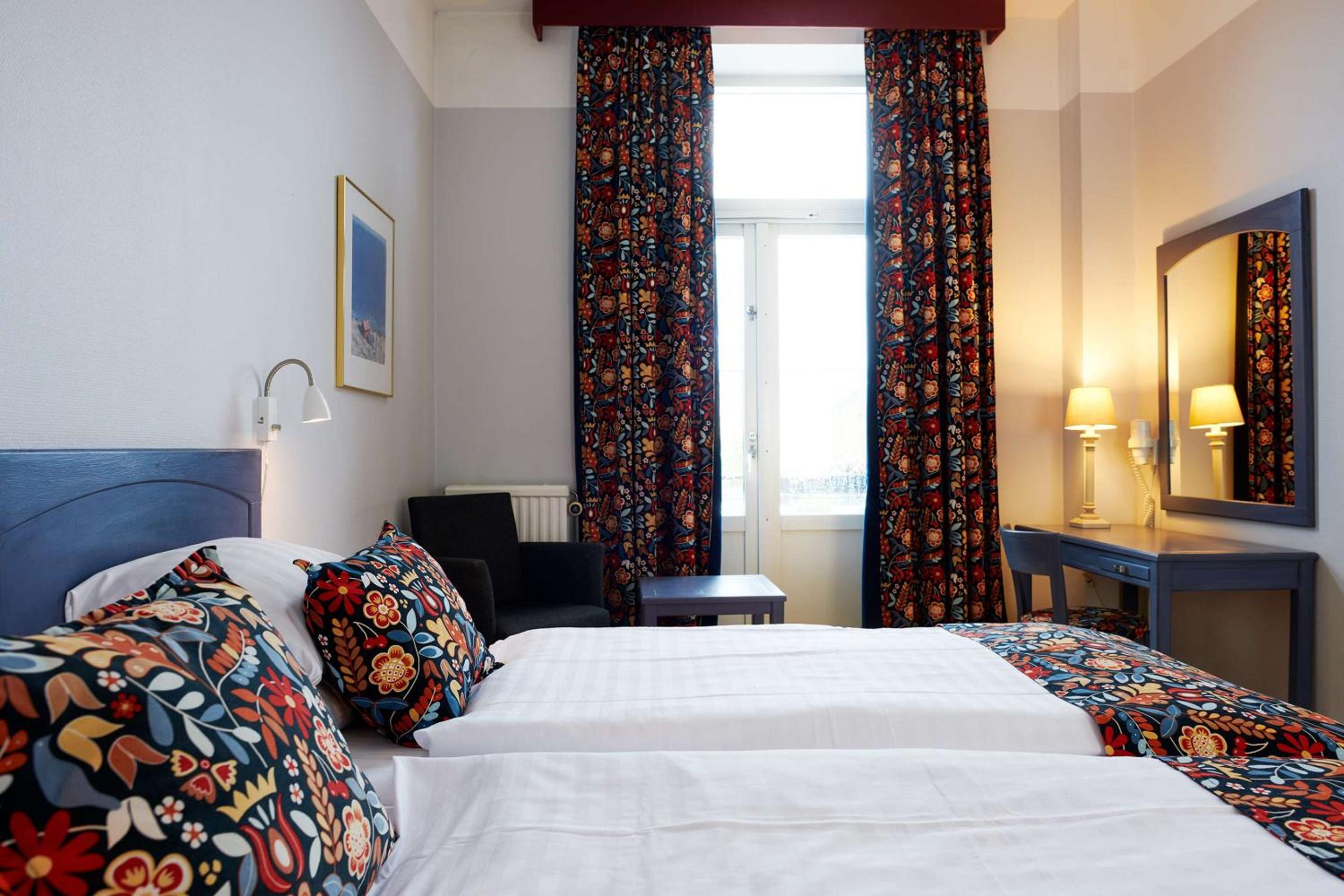 Standard Twin Room with Terrace - Pet Friendly/Non-Smoking - Photo 2