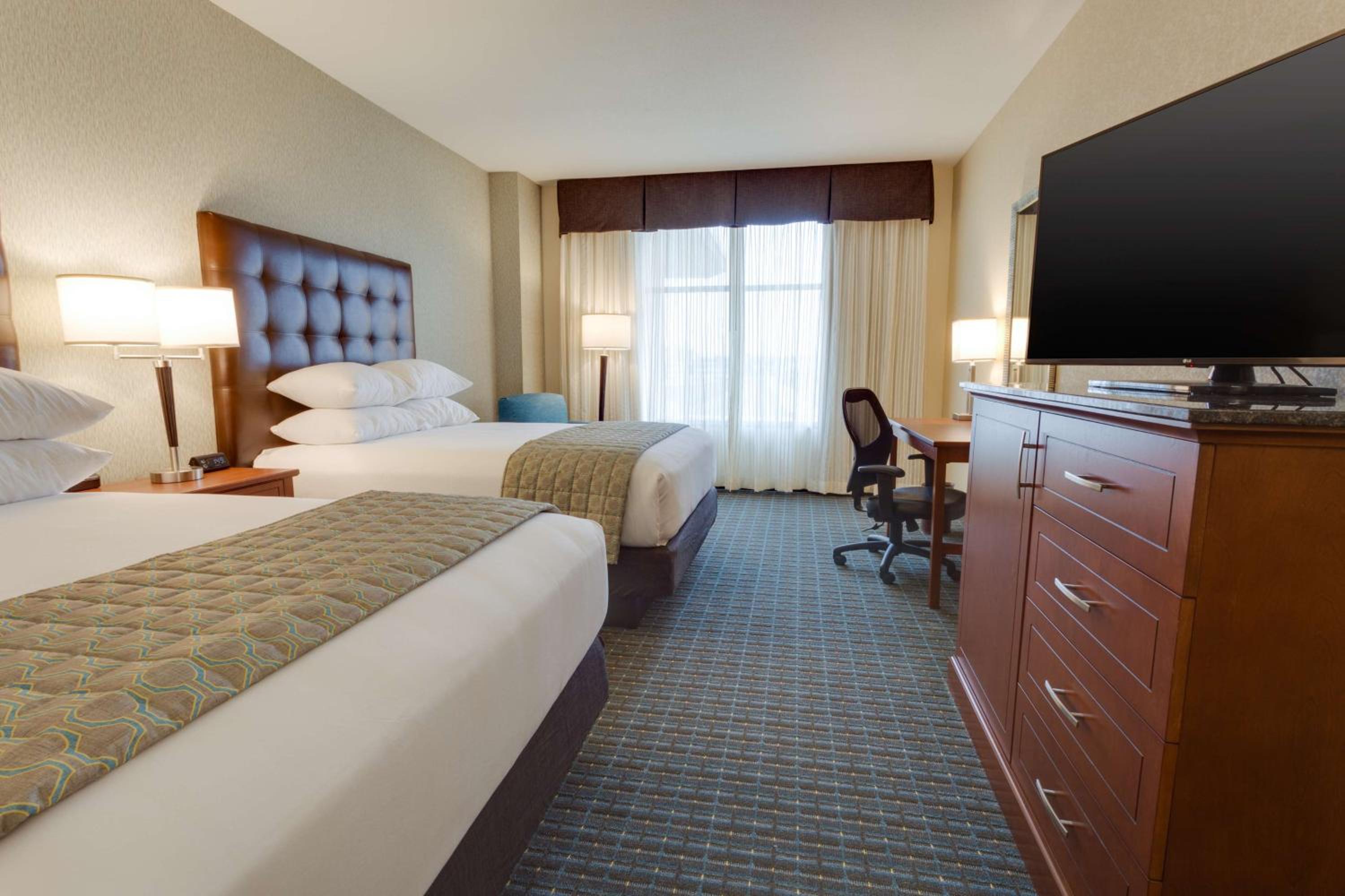 Deluxe Queen Room with Two Queen Beds