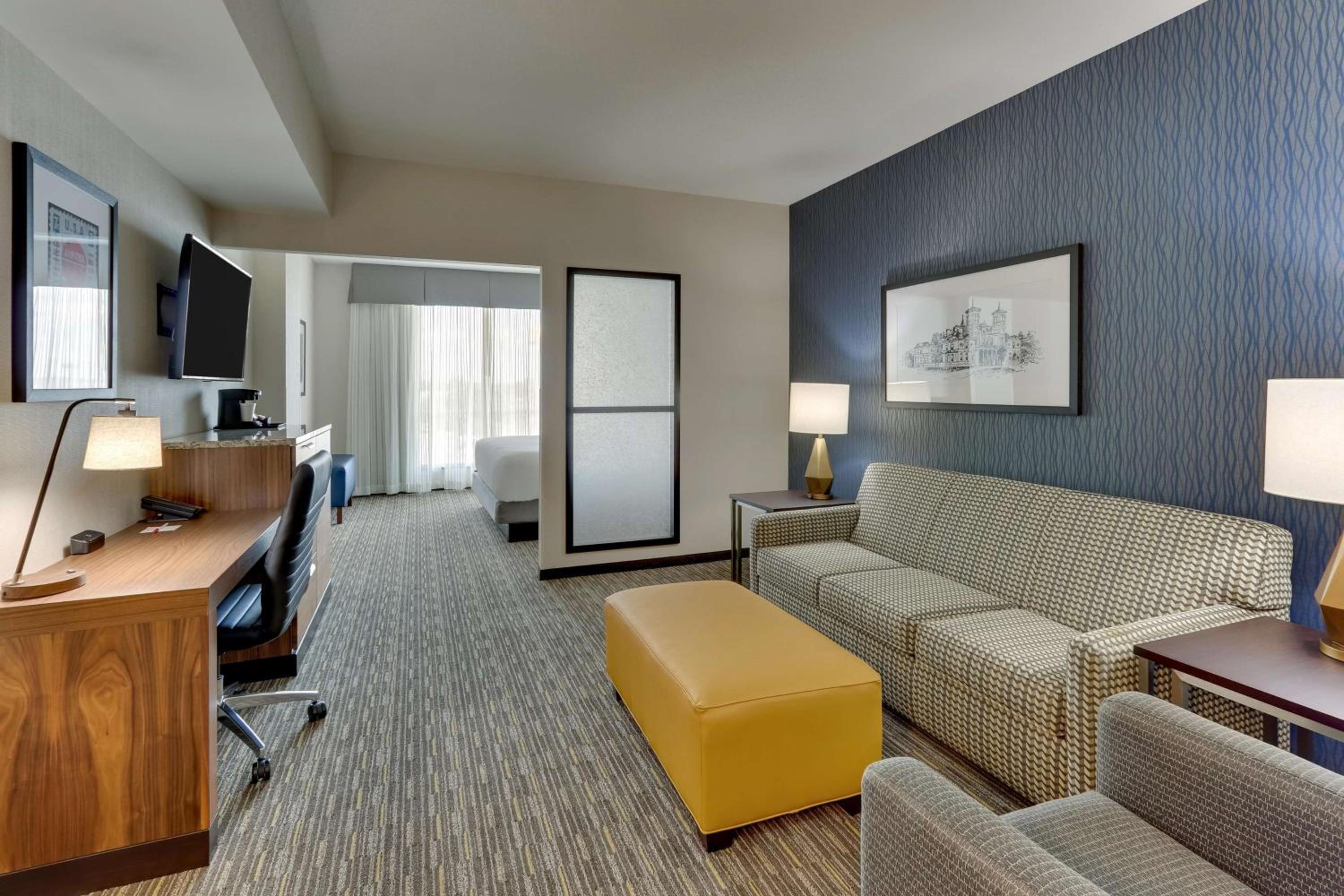Superior King Room with Sofa Sleeper