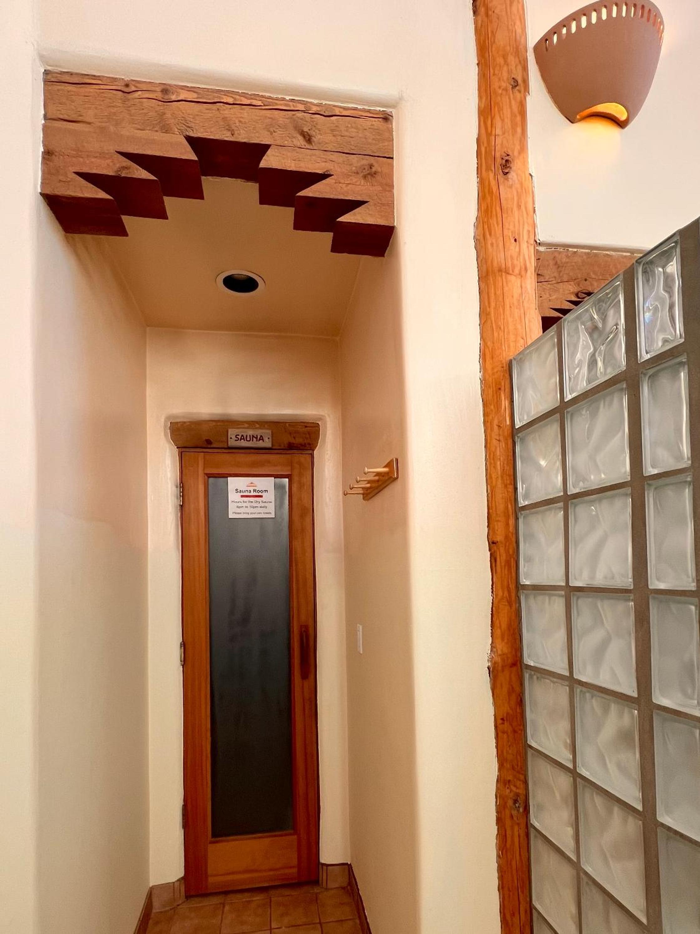 Apartment With Sauna photo 3