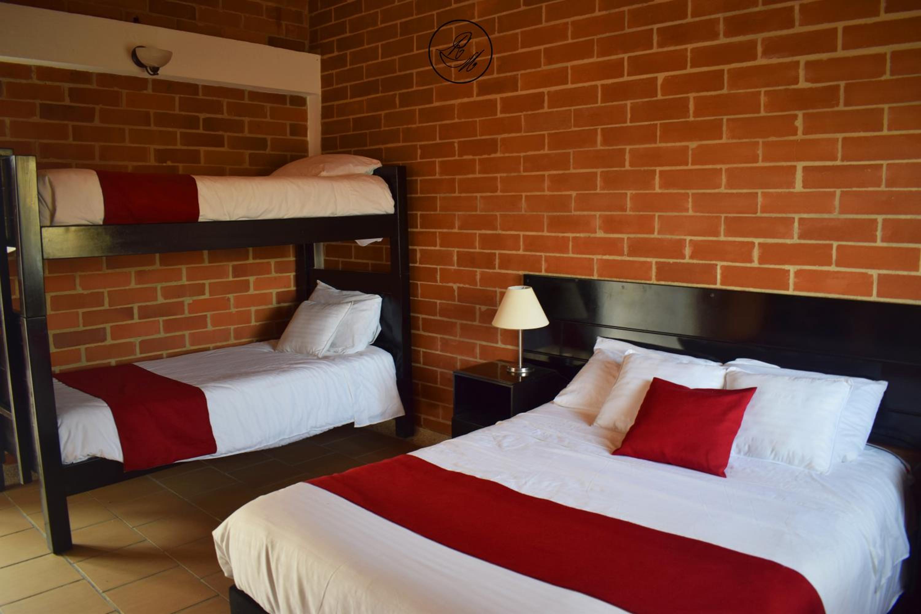 Quadruple Room With Private Bathroom photo 1