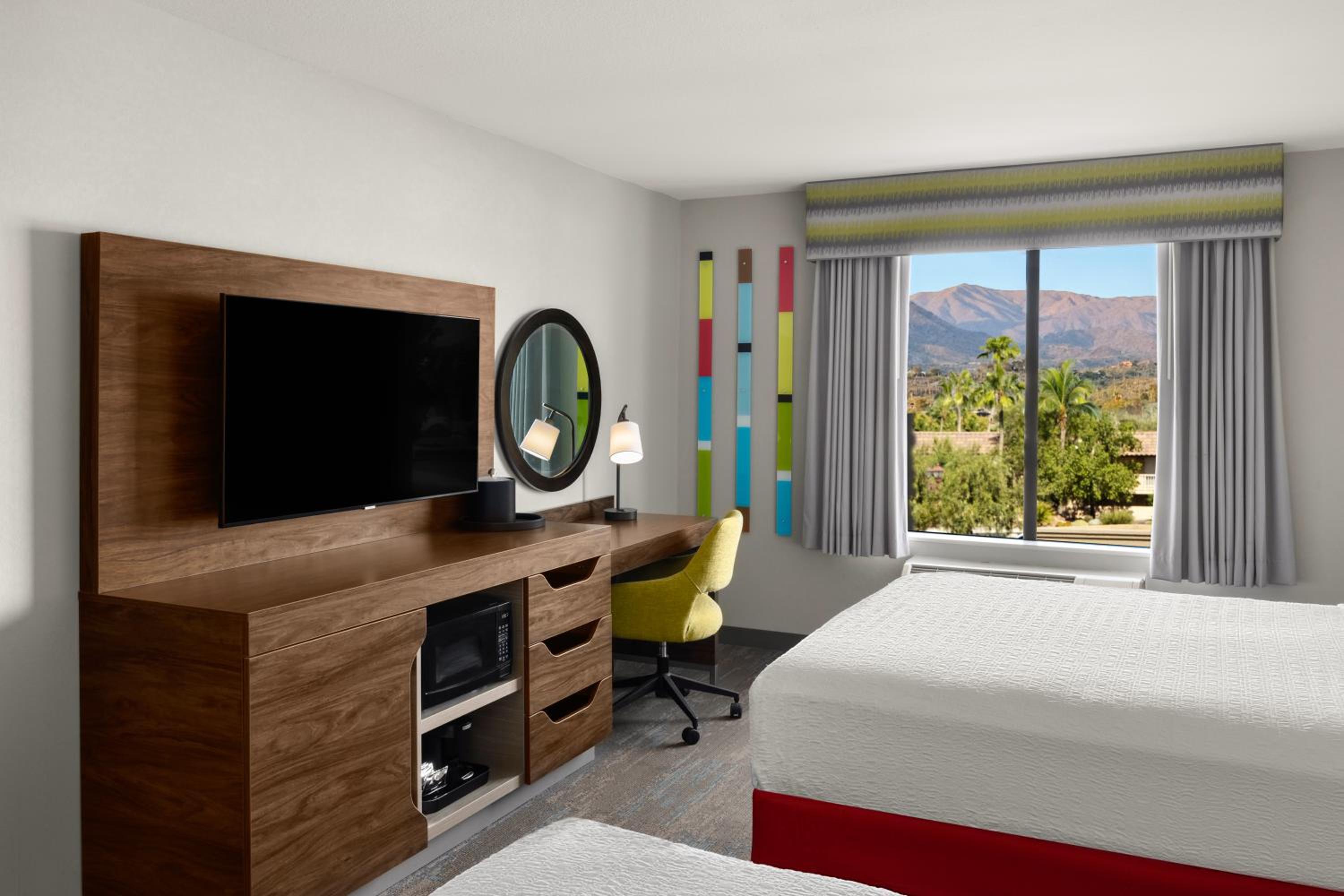 Queen Room with Two Queen Beds and Garden View