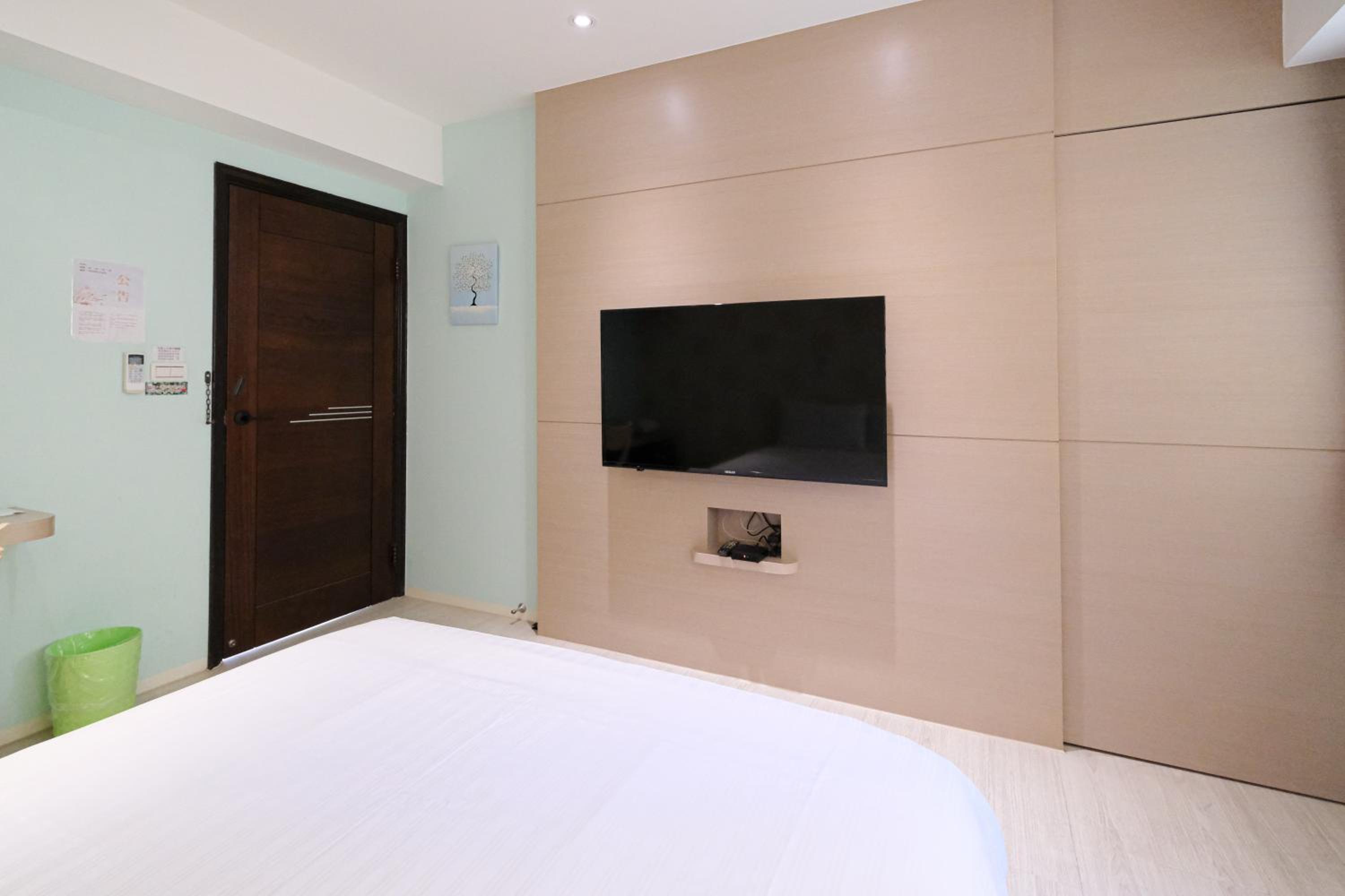 Double Room with Private External Bathroom