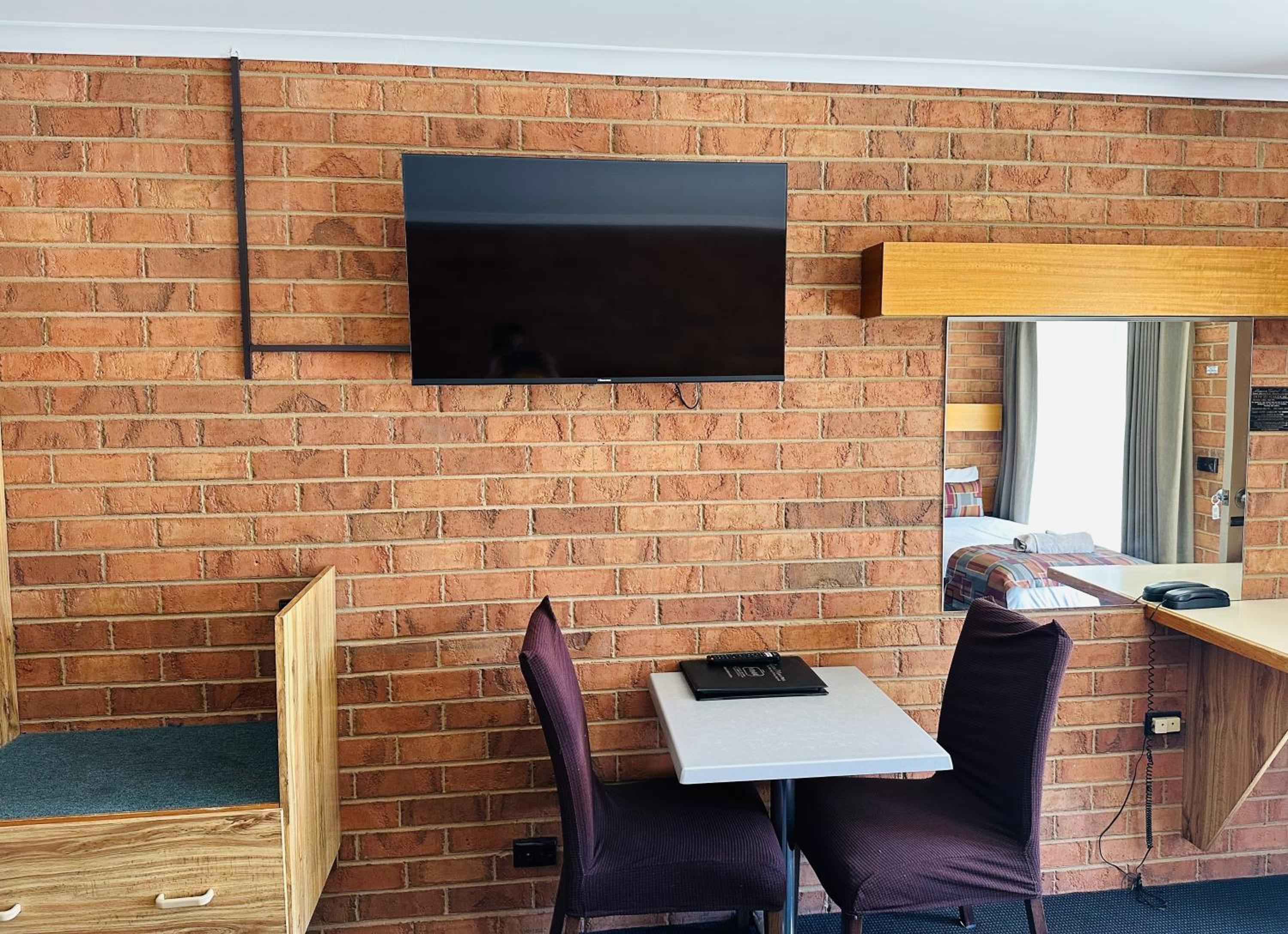 Deluxe Family Room photo 2