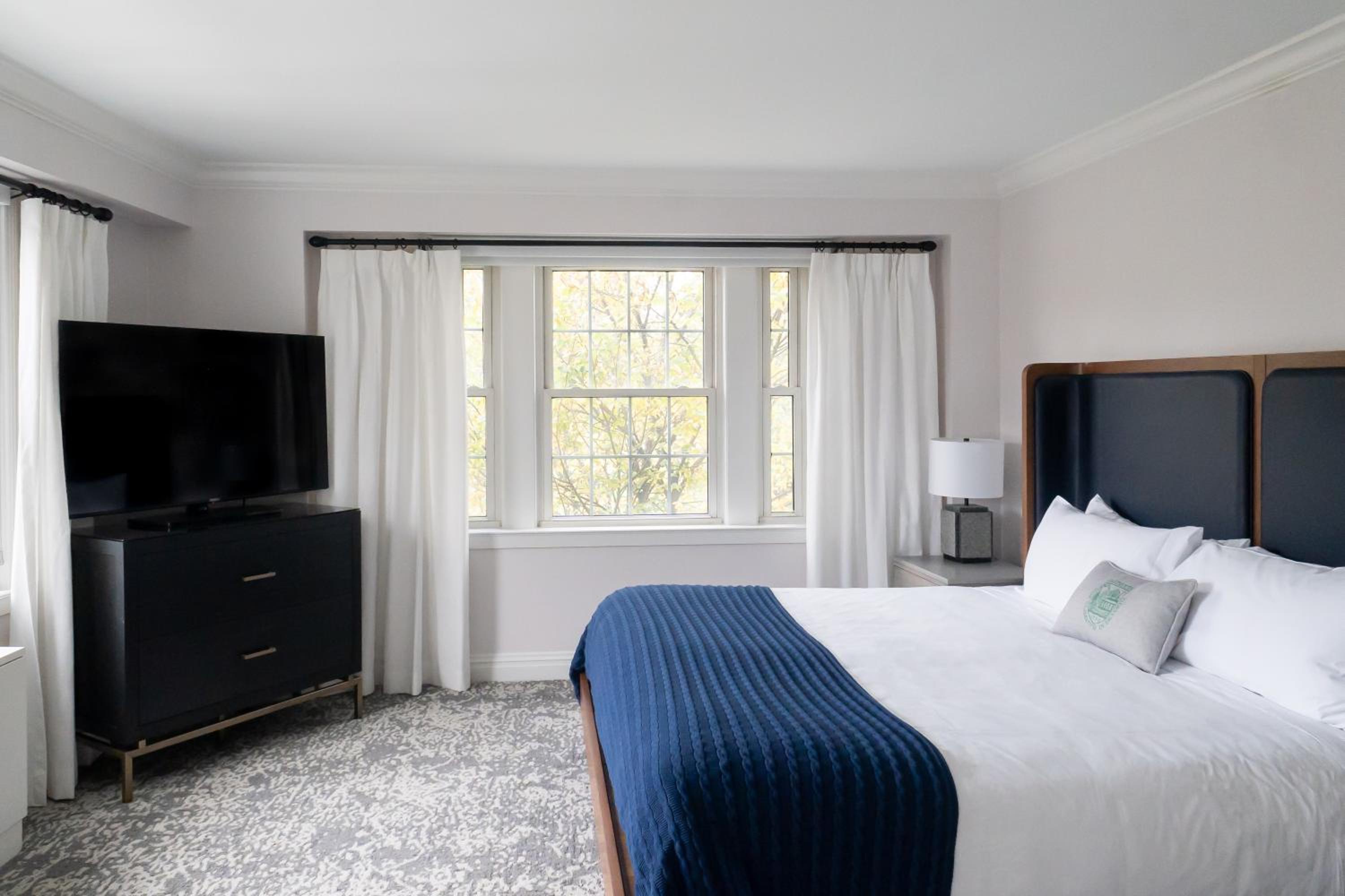 Junior Suite with Campus View photo 3