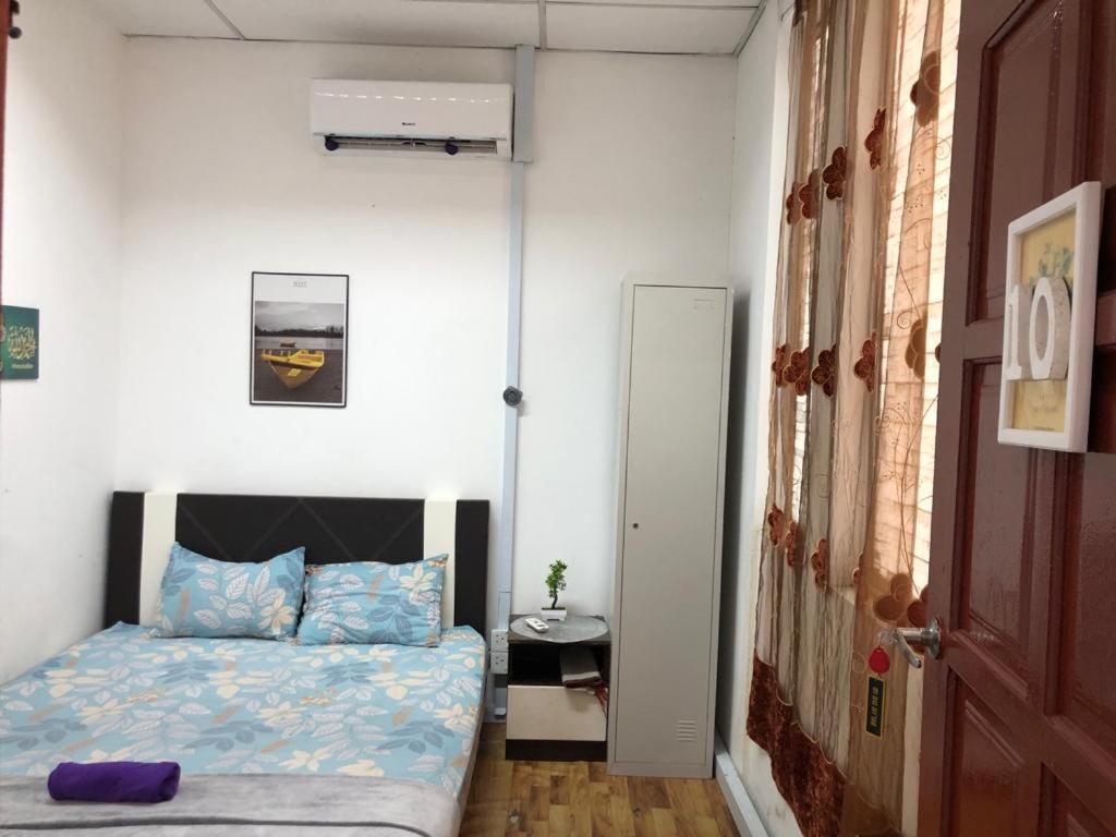 Double Room with Shared Bathroom