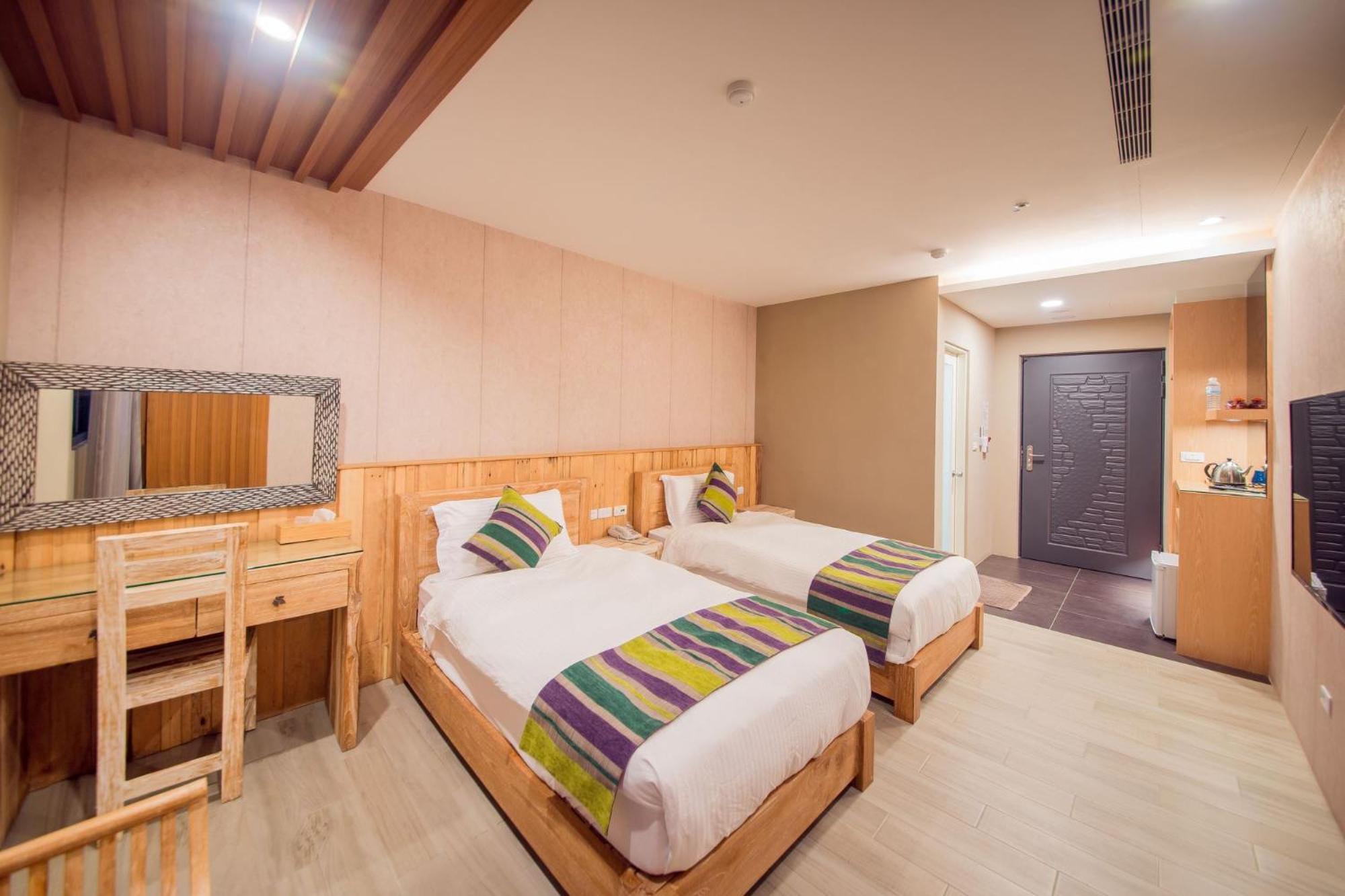 Standard Twin Room photo 3