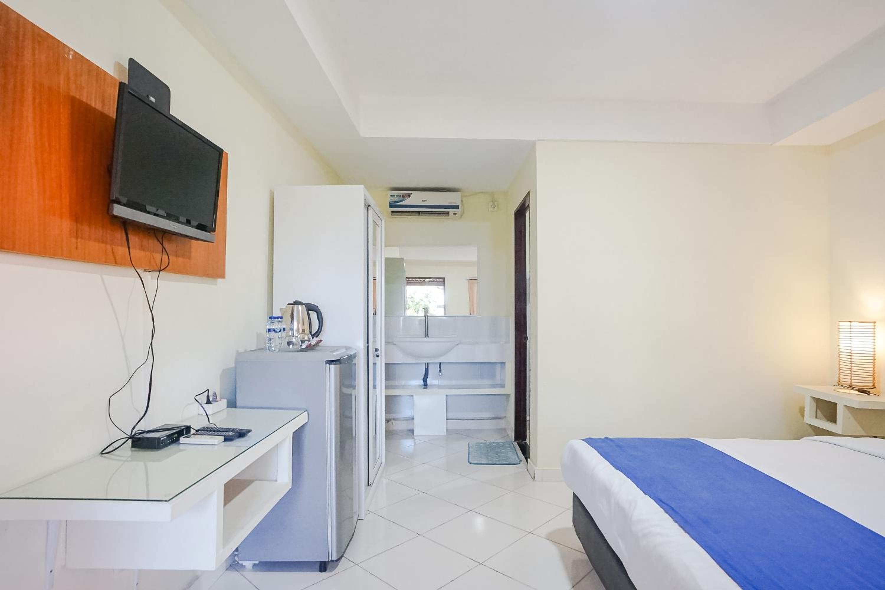Superior Room - Photo 12