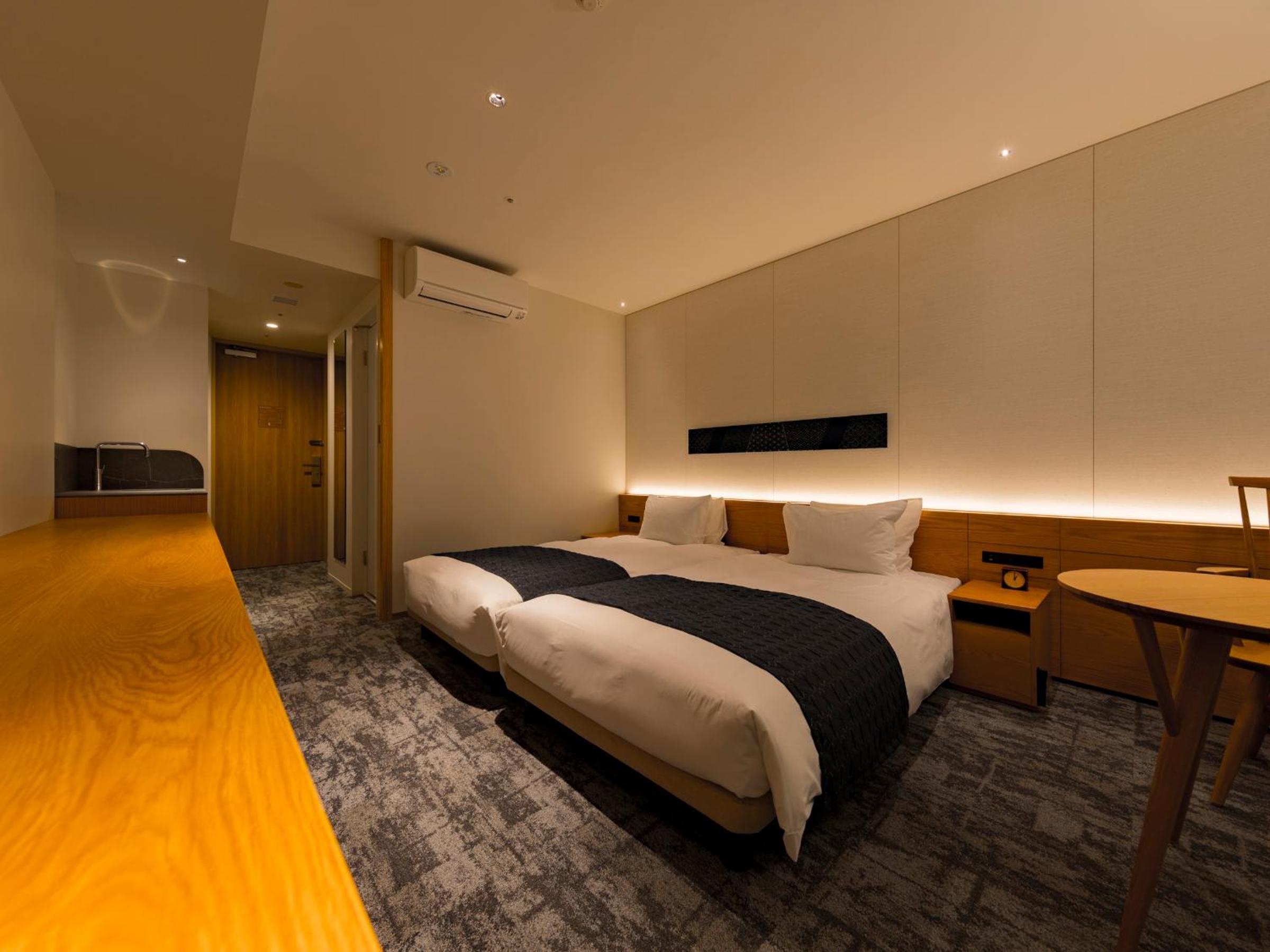 Hollywood Twin Room - Non Smoking - Photo 7