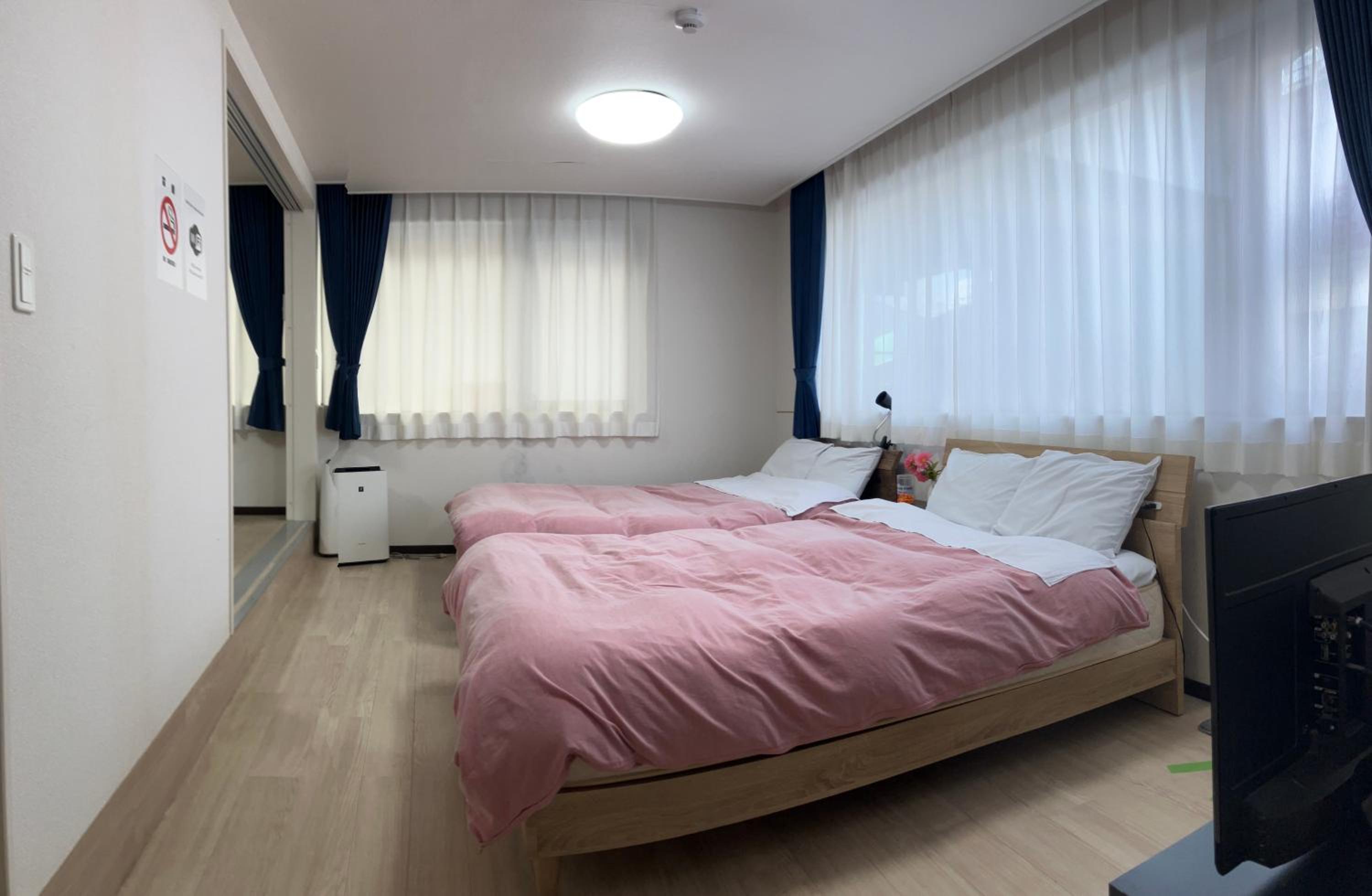 One-Bedroom Apartment - Photo 26