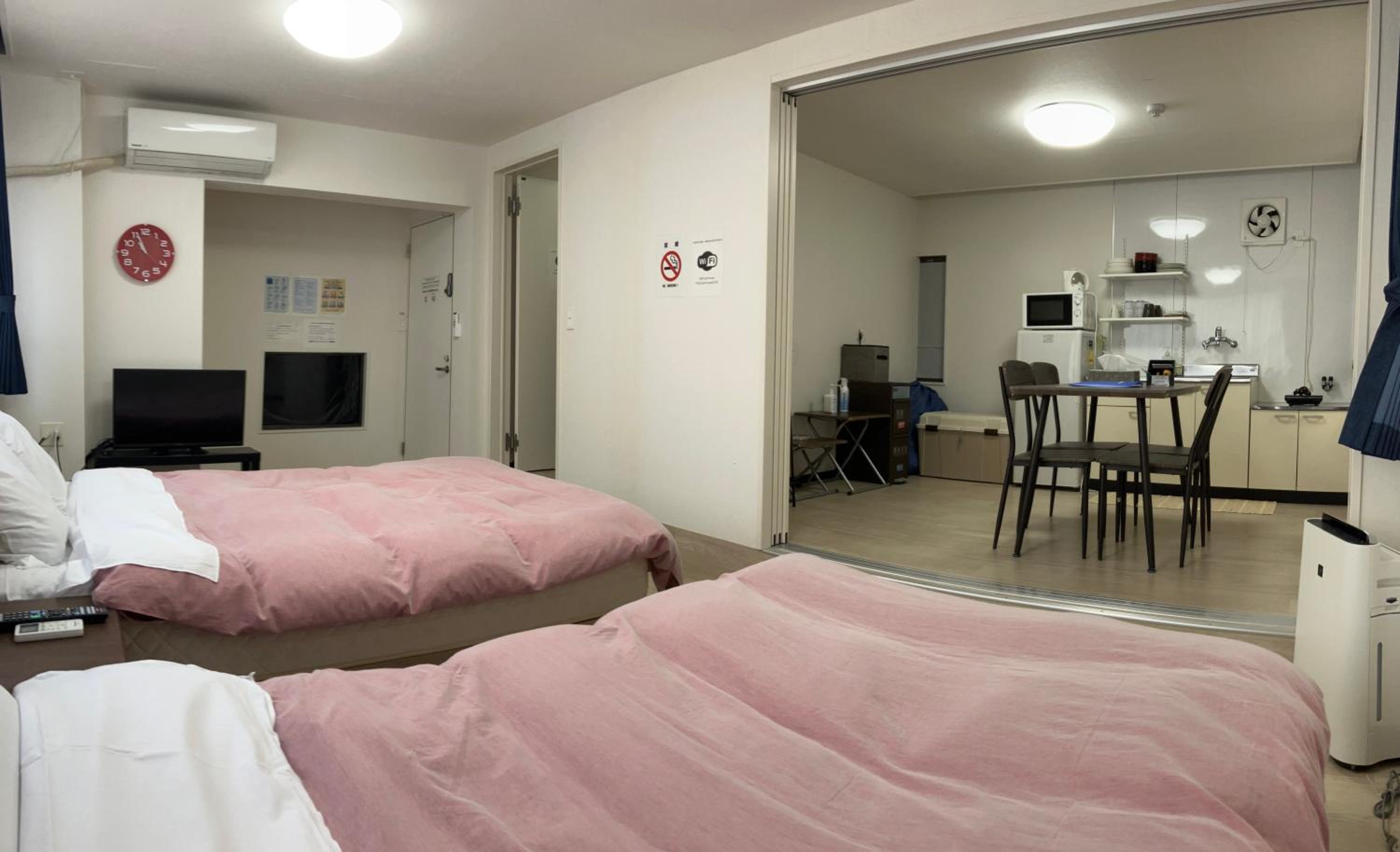One-Bedroom Apartment - Photo 24