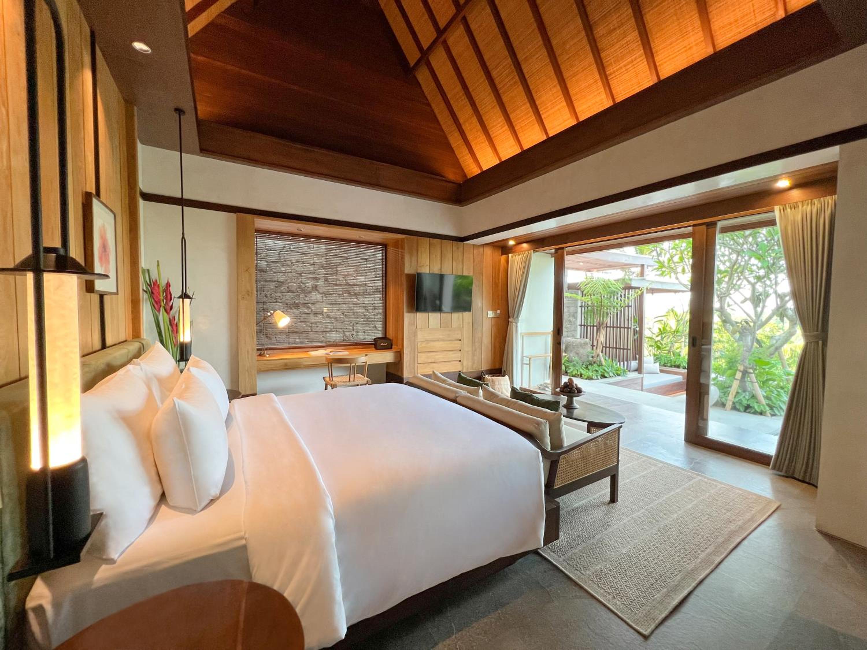 One-Bedroom Ridge Villa - Photo 16