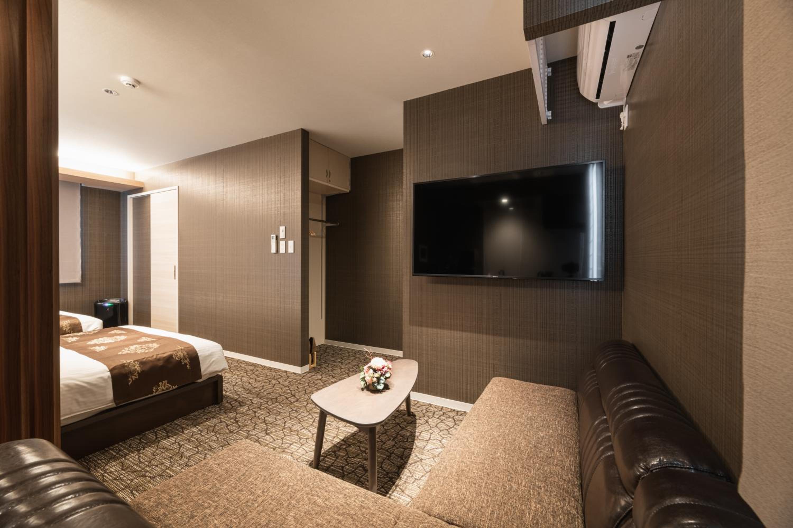 Standard Quadruple Room - Photo 3