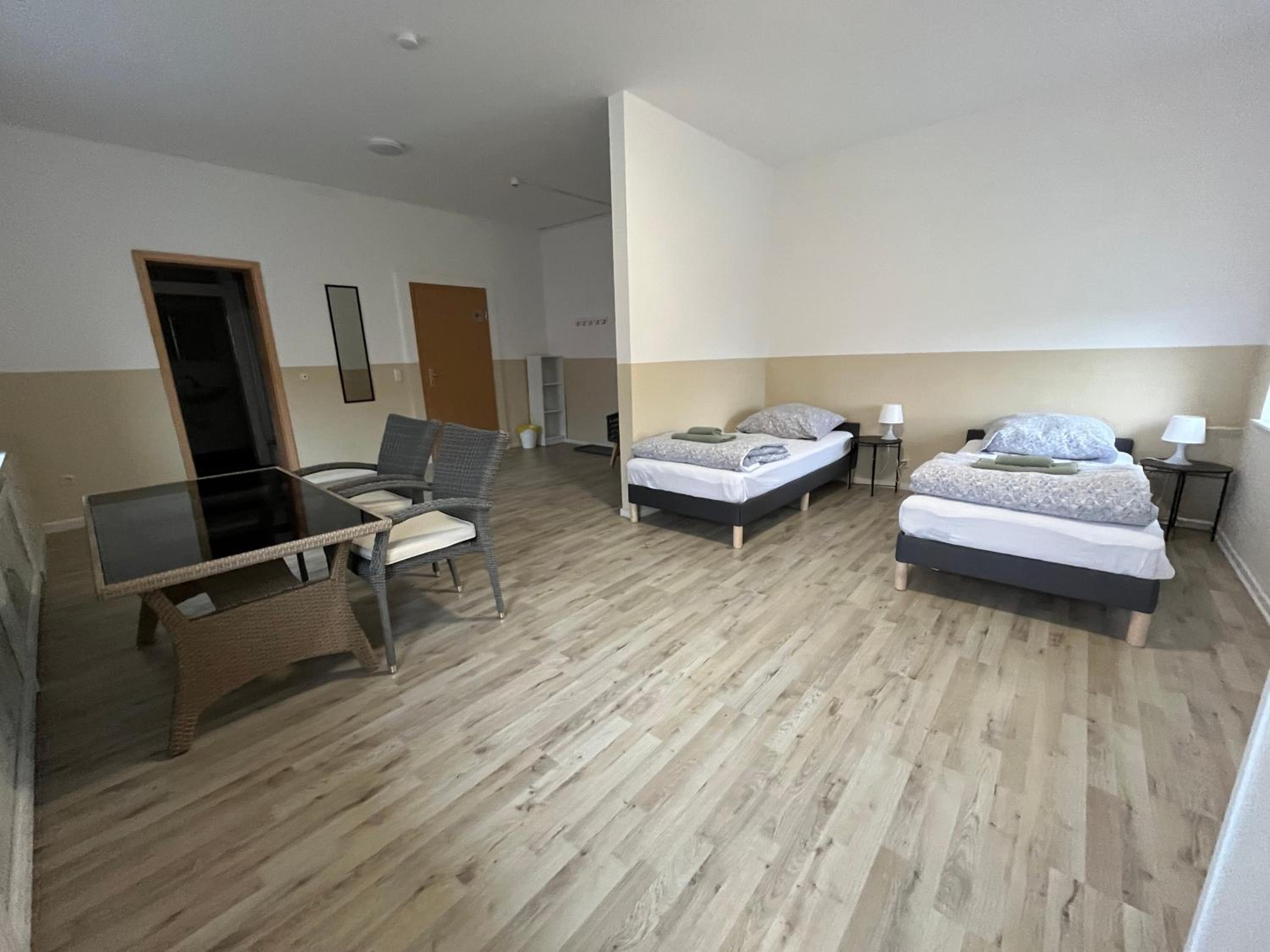 Twin Room with Private Bathroom photo 1