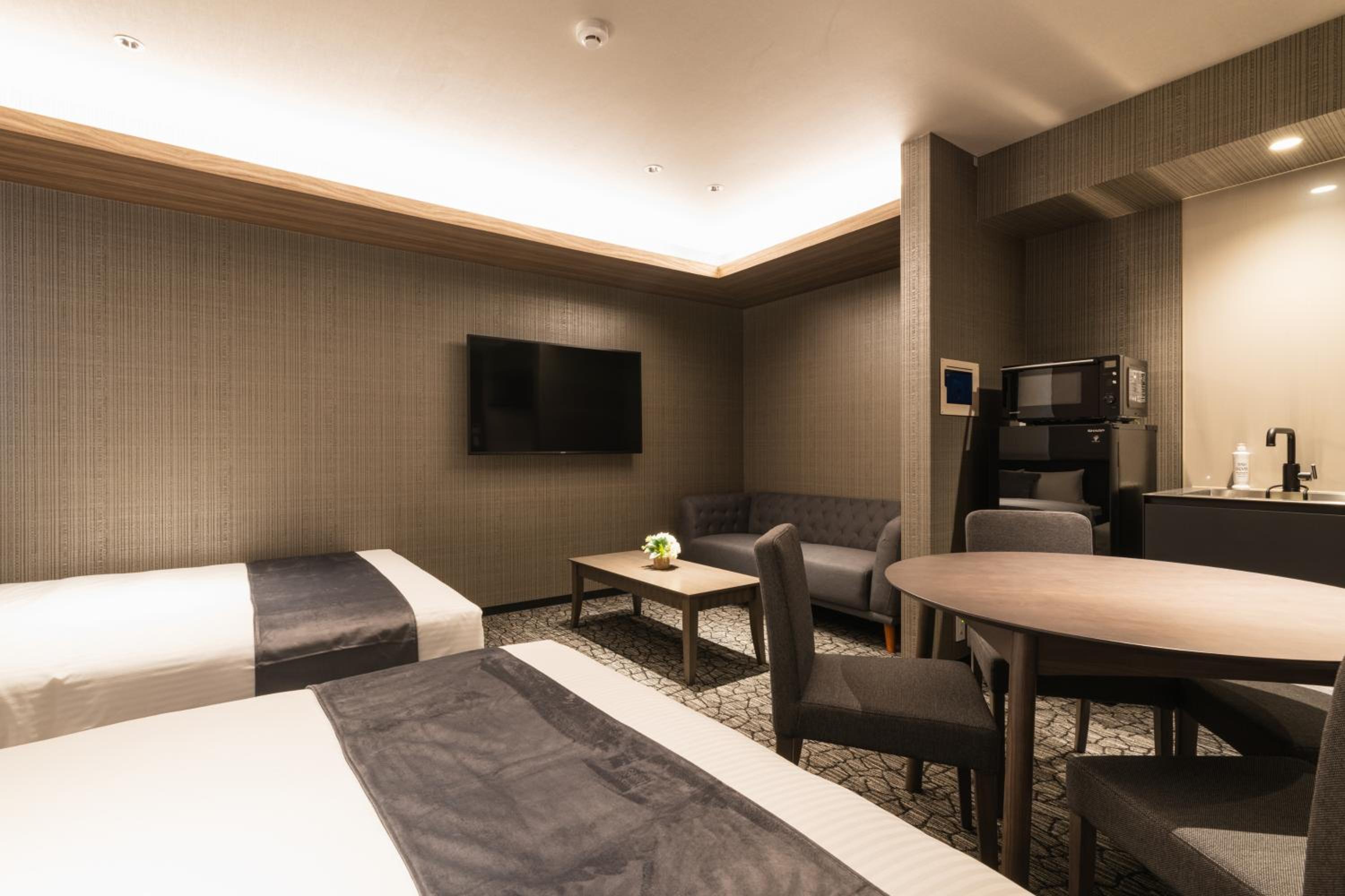 Standard Quadruple Room - Photo 5