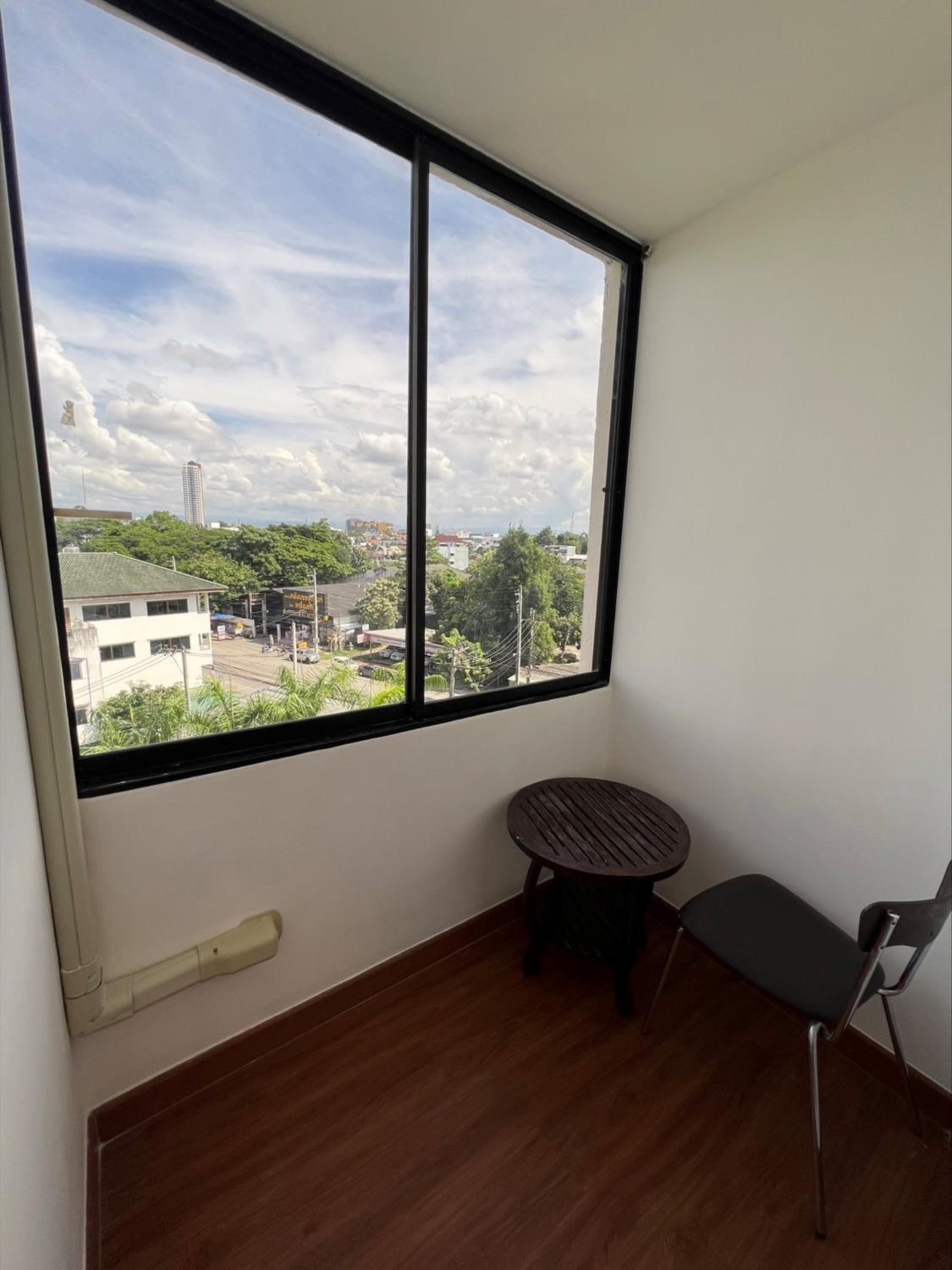 Premier Twin Room - Photo 4
