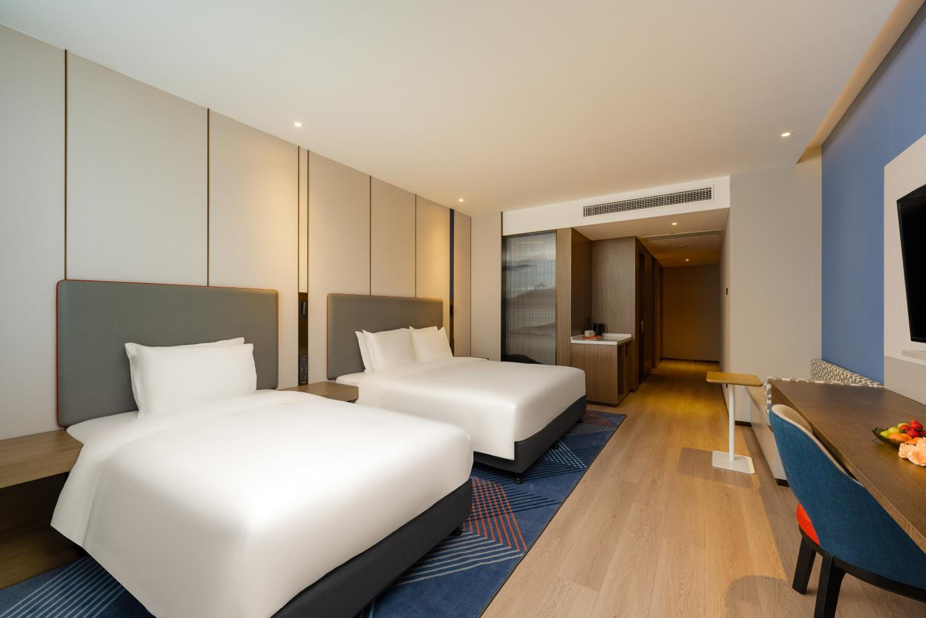 Standard Room with One King and One Single Bed - Kid Theme