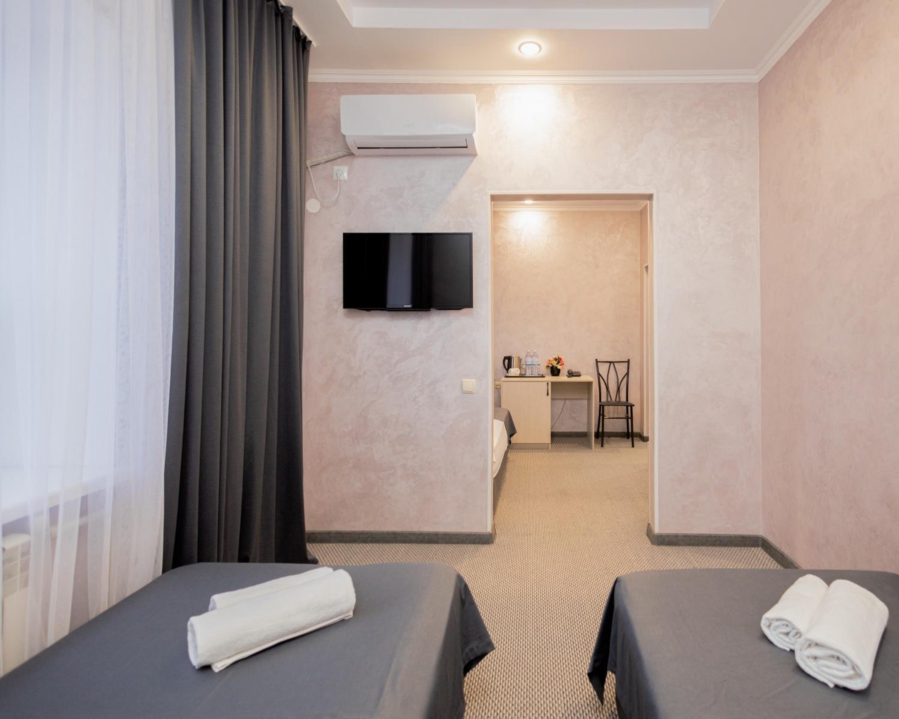 Triple Room - Photo 8
