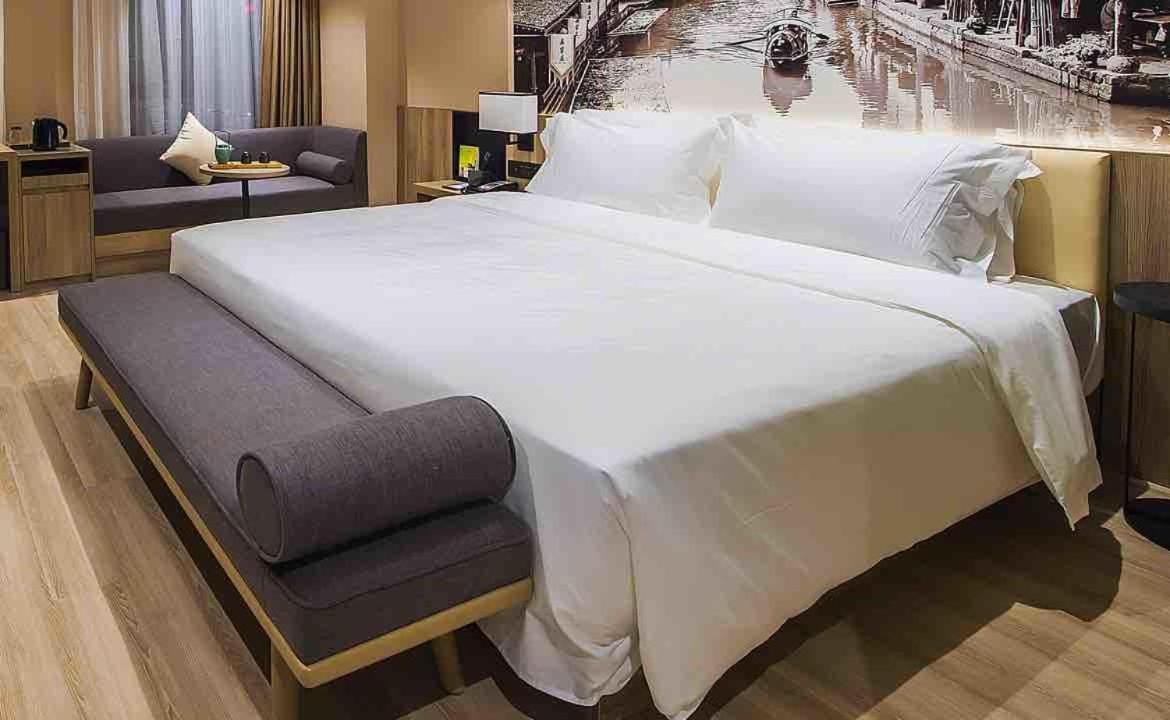 Elegant Double Room photo 3